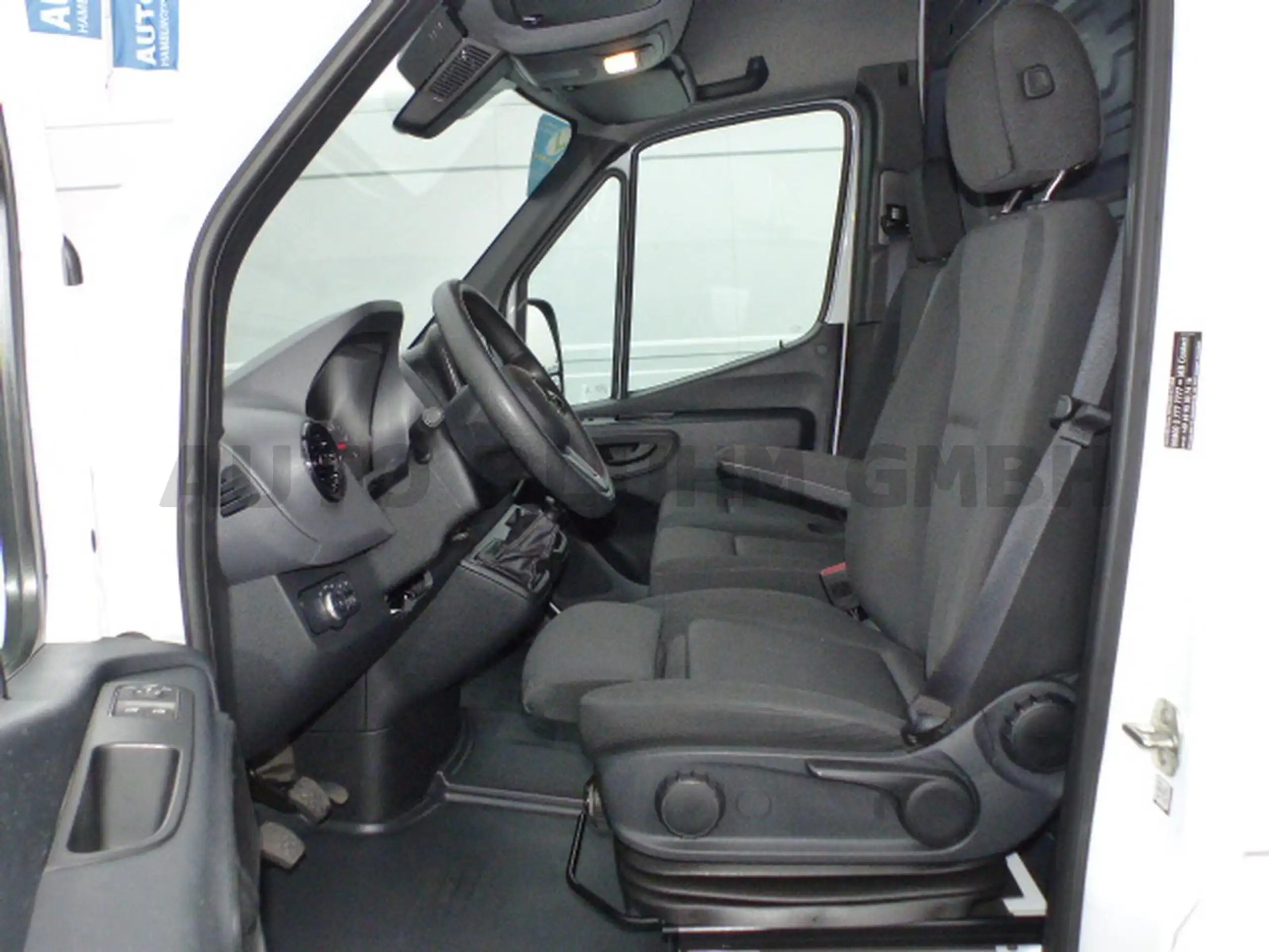 Mercedes-Benz - Sprinter