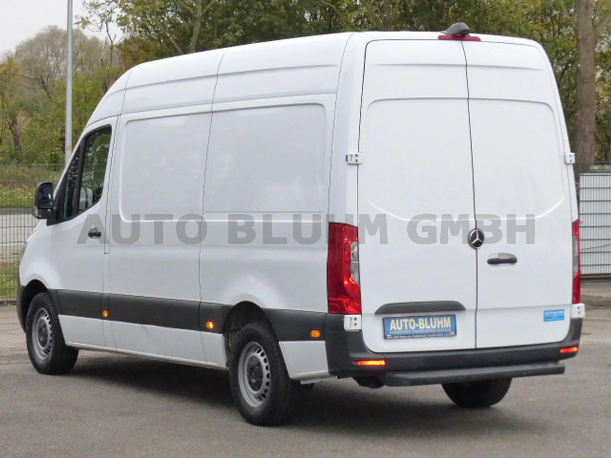 Mercedes-Benz - Sprinter