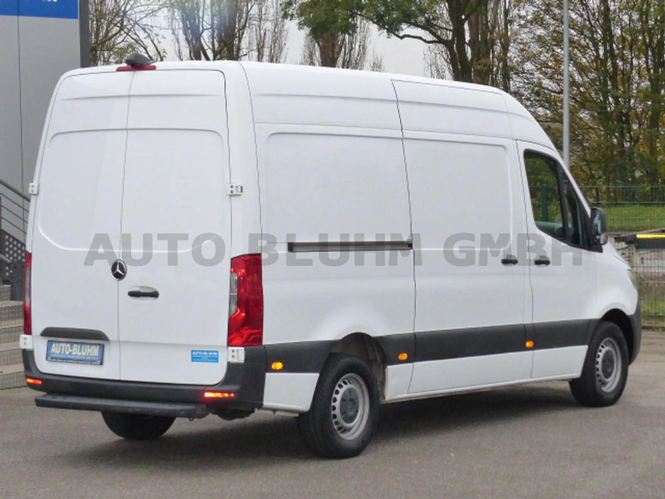 Mercedes-Benz - Sprinter