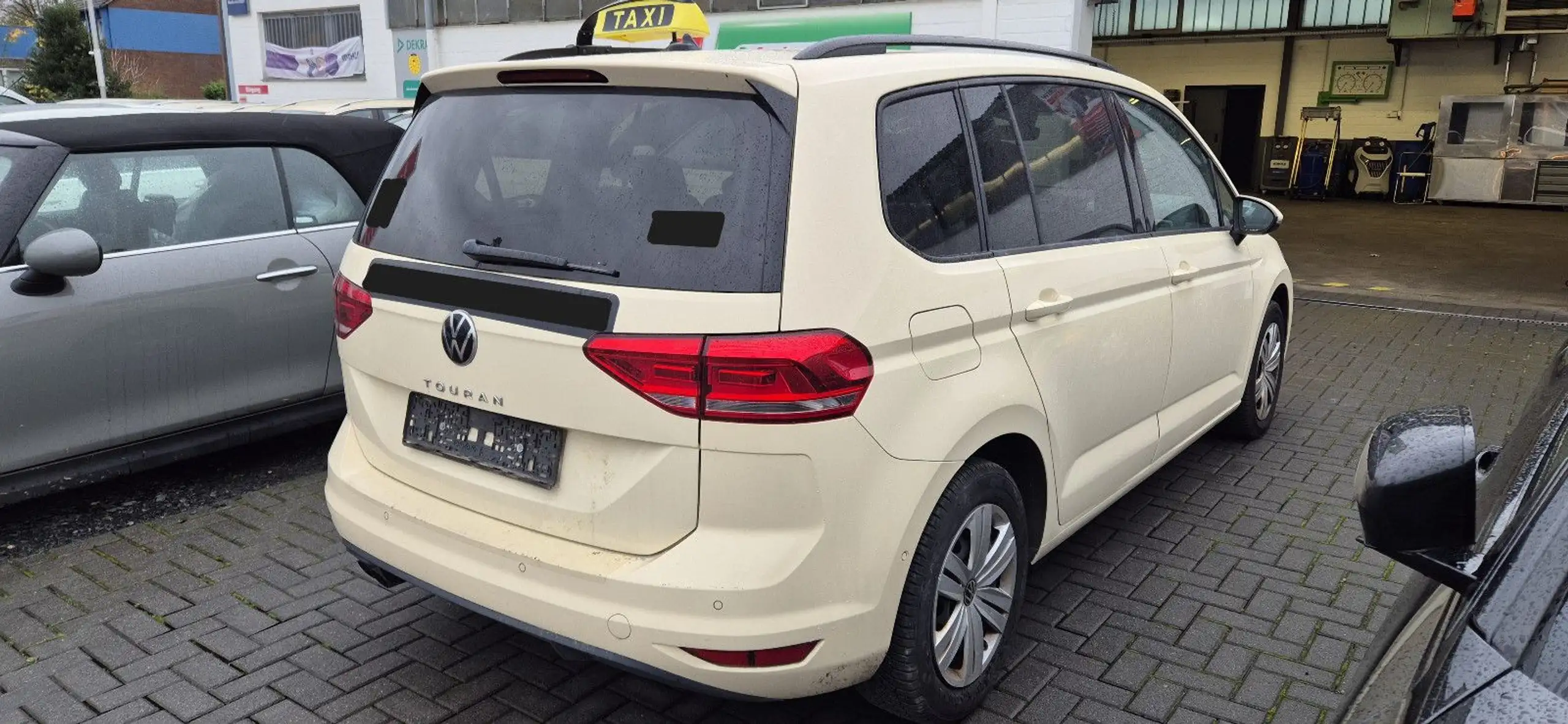 Volkswagen - Touran