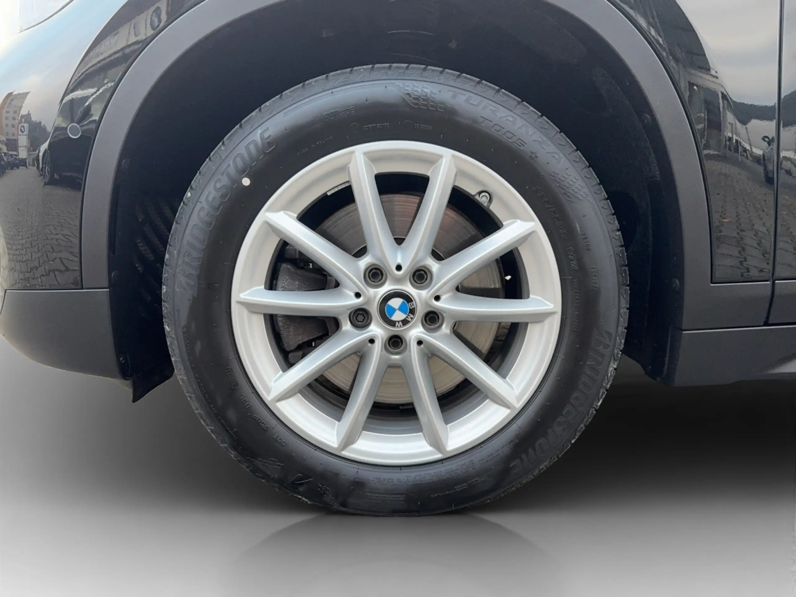 BMW - X1