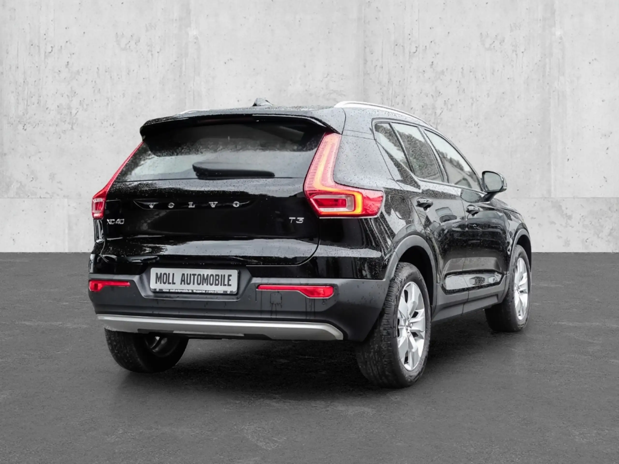 Volvo - XC40