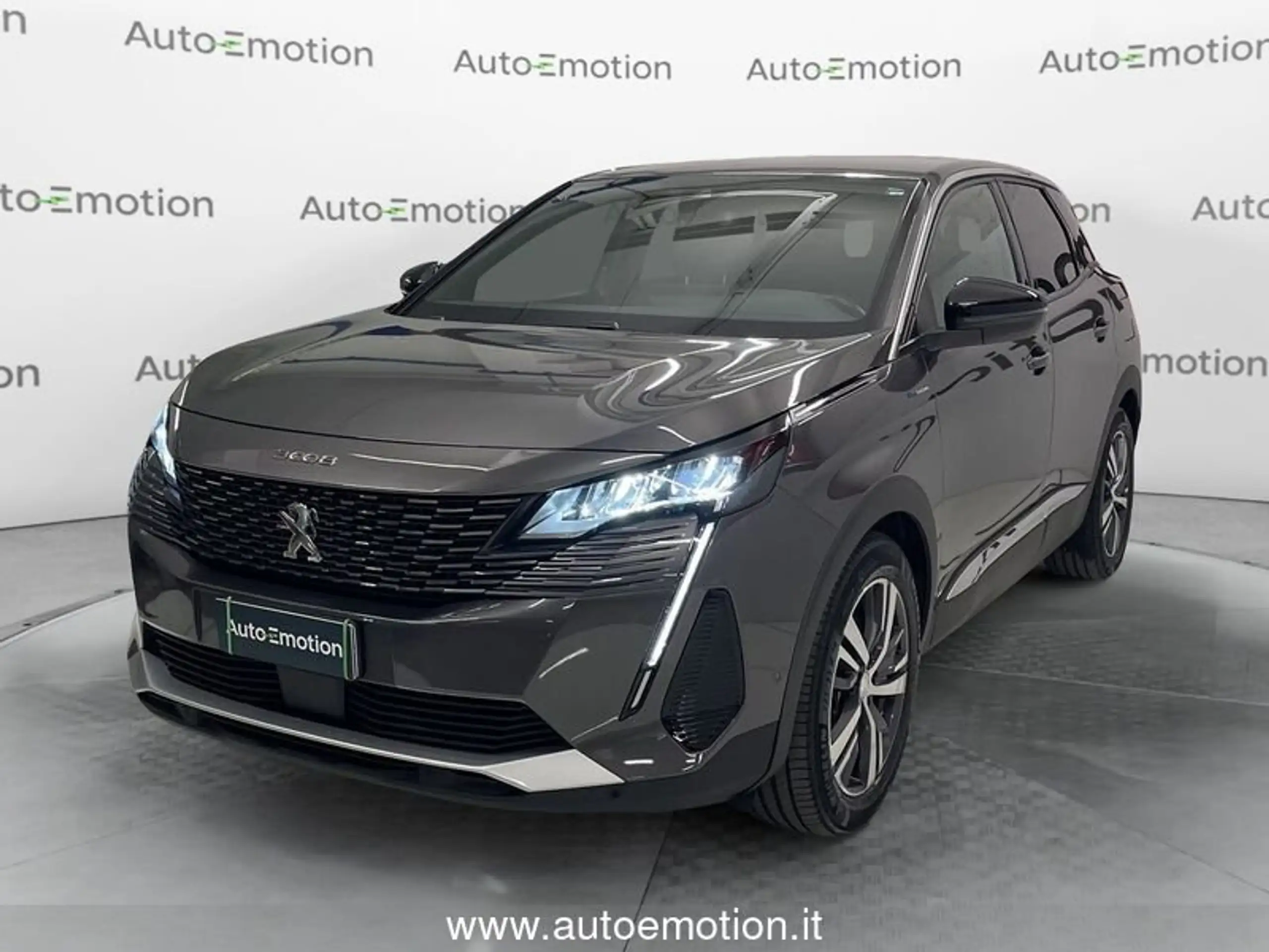 Peugeot - 3008