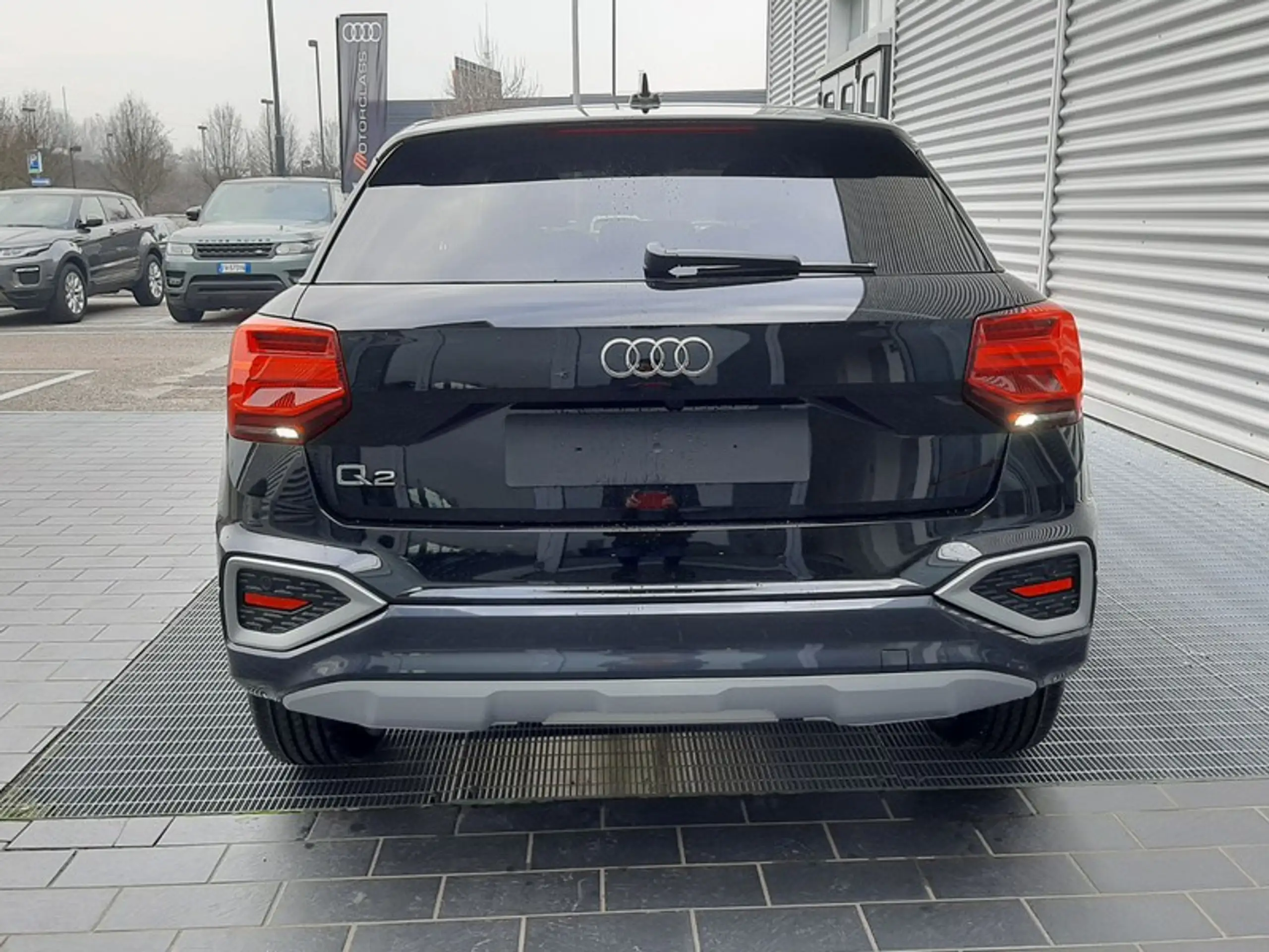 Audi - Q2