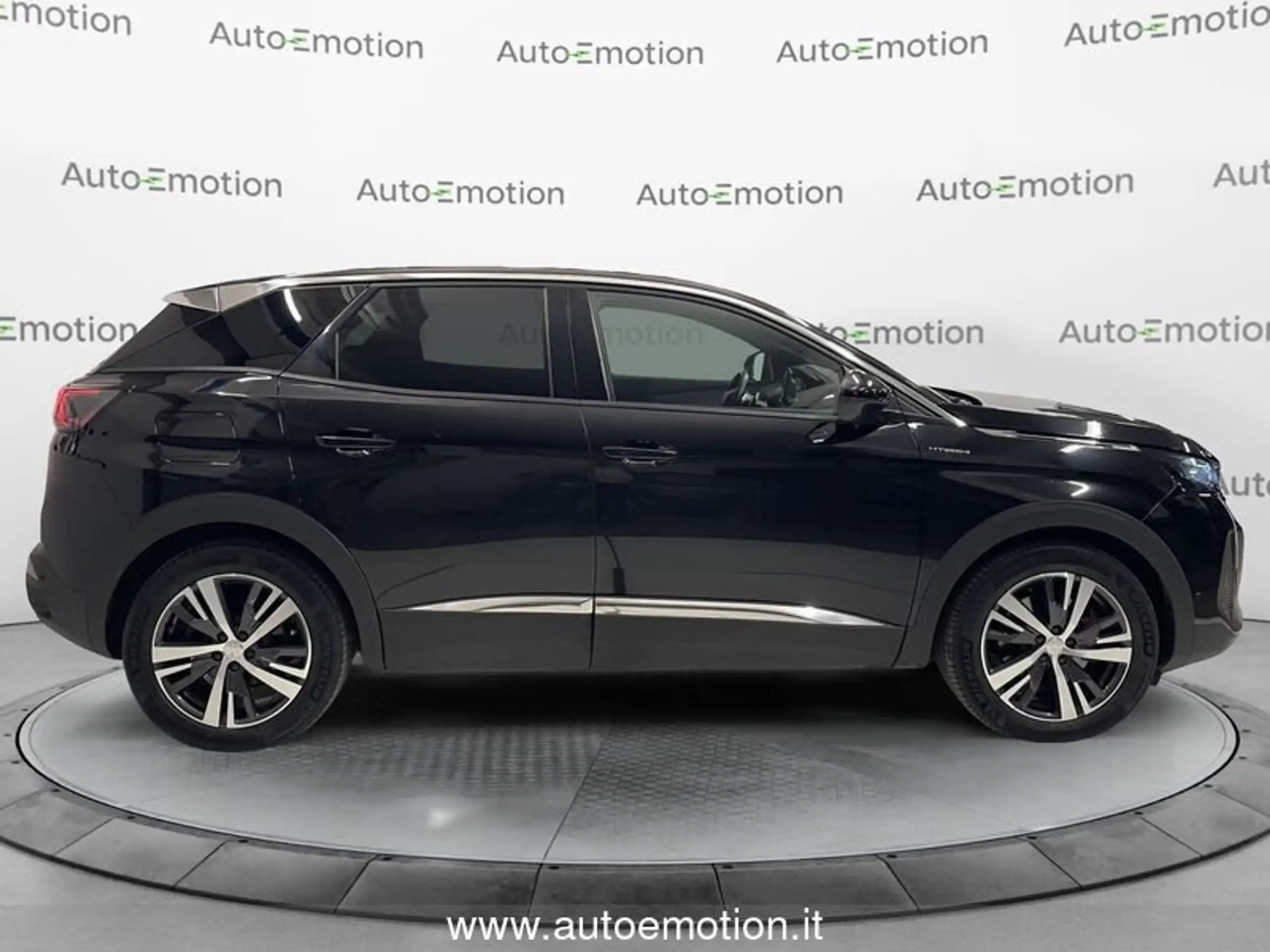 Peugeot - 3008