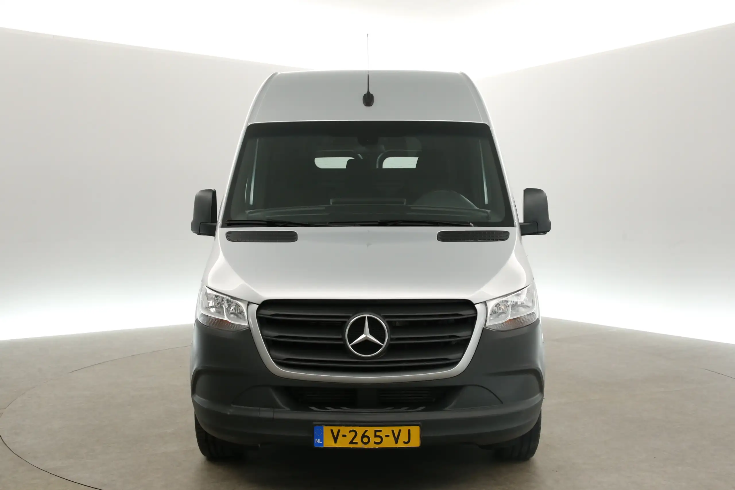 Mercedes-Benz - Sprinter