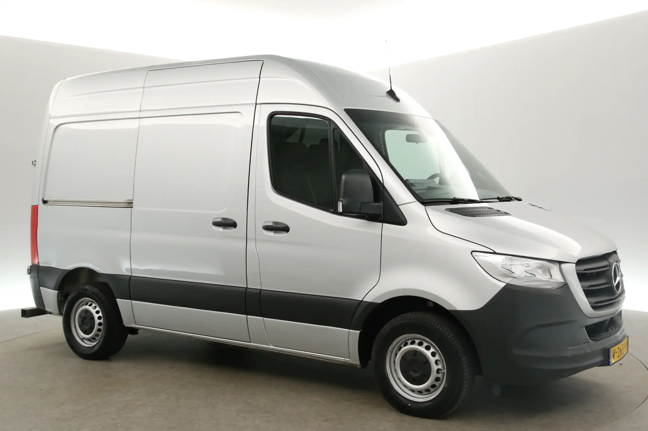 Mercedes-Benz - Sprinter