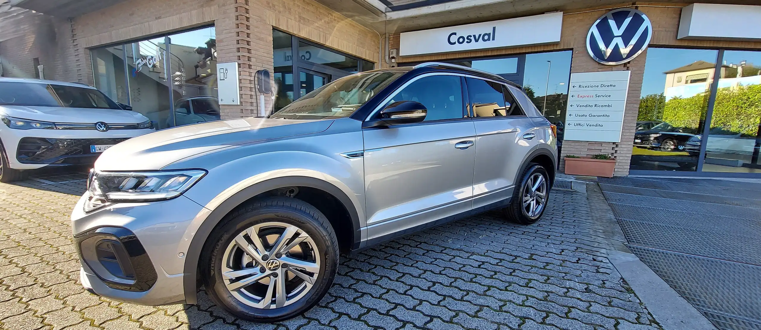 Volkswagen T-Roc 2023