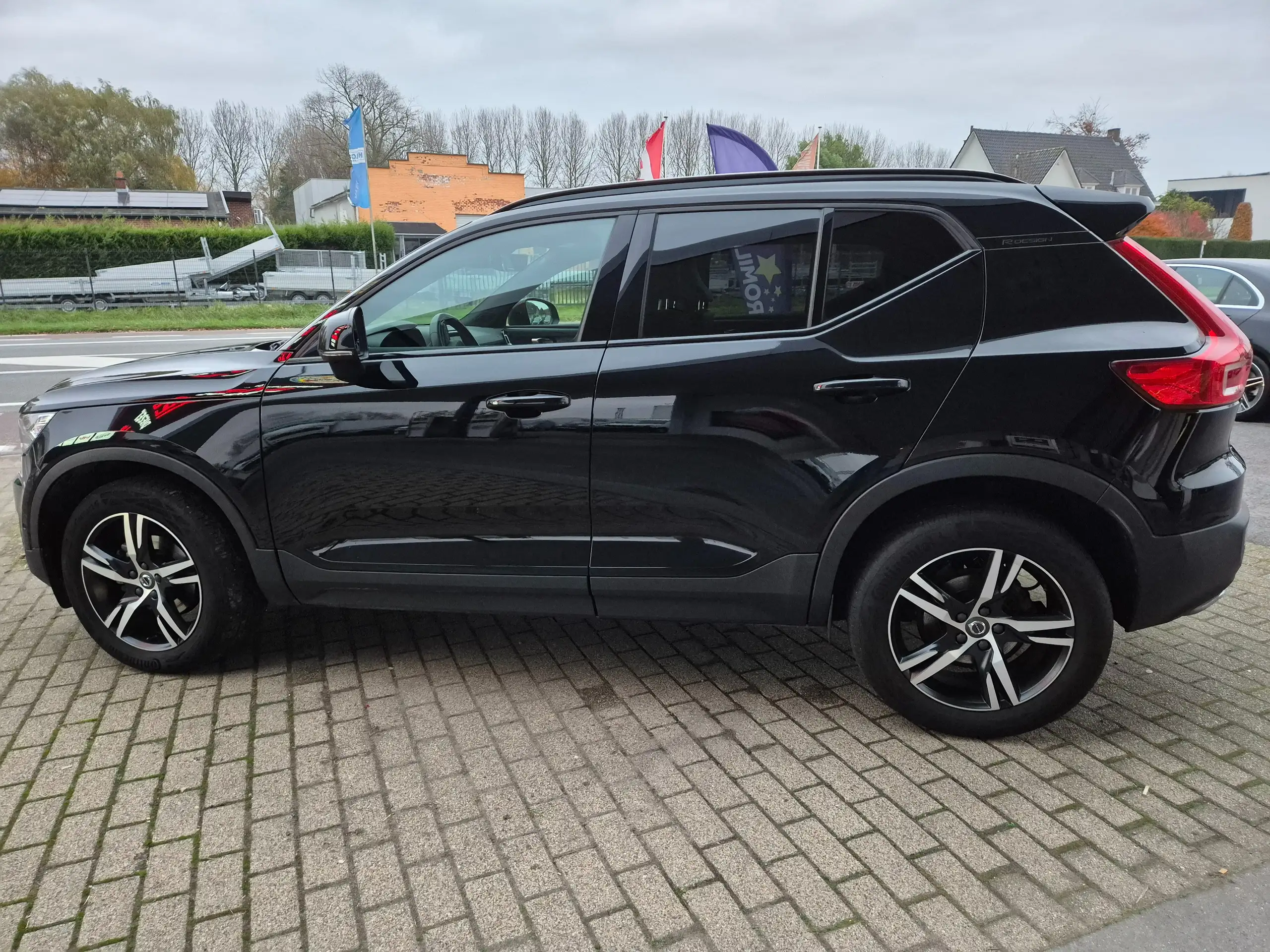 Volvo - XC40