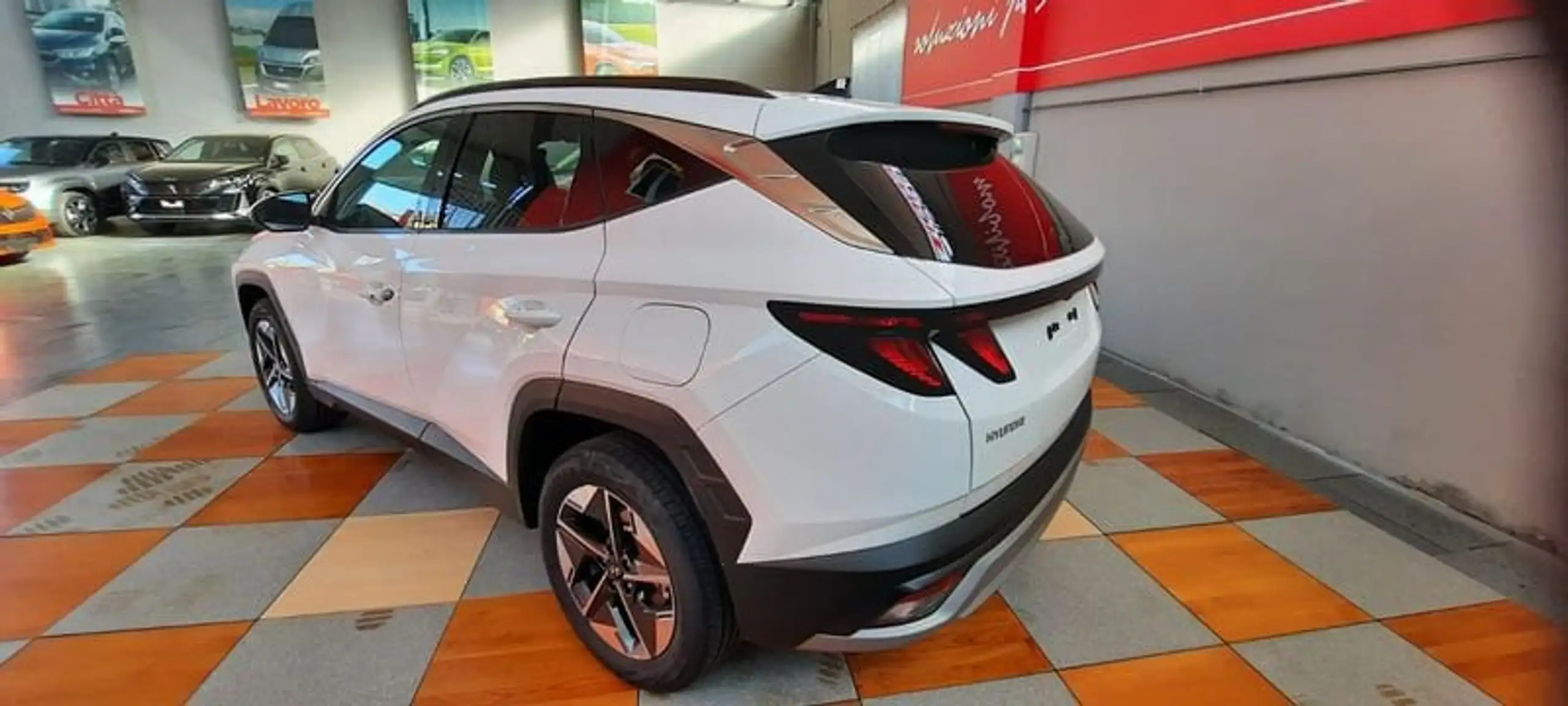 Hyundai - TUCSON