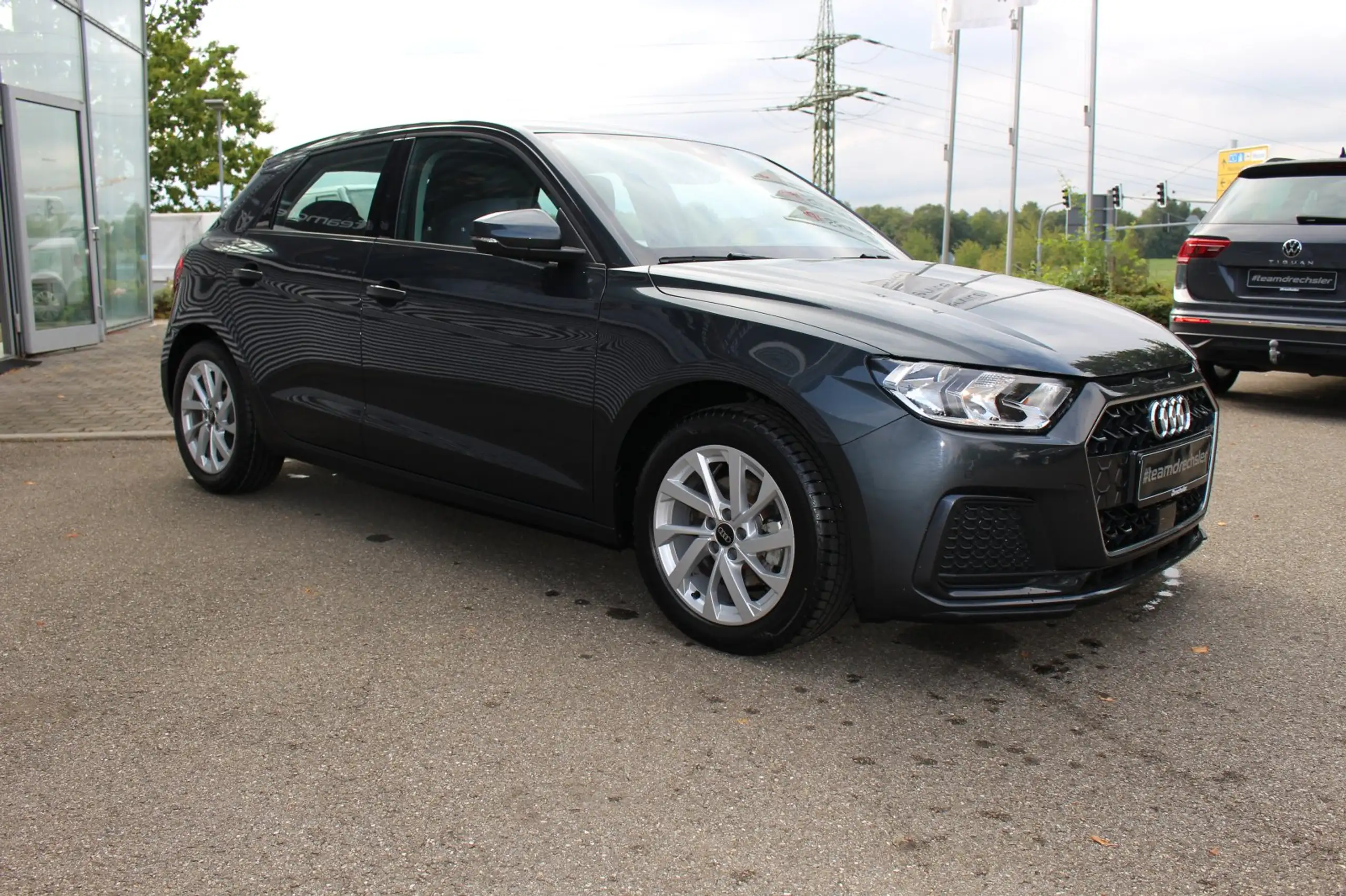 Audi - A1