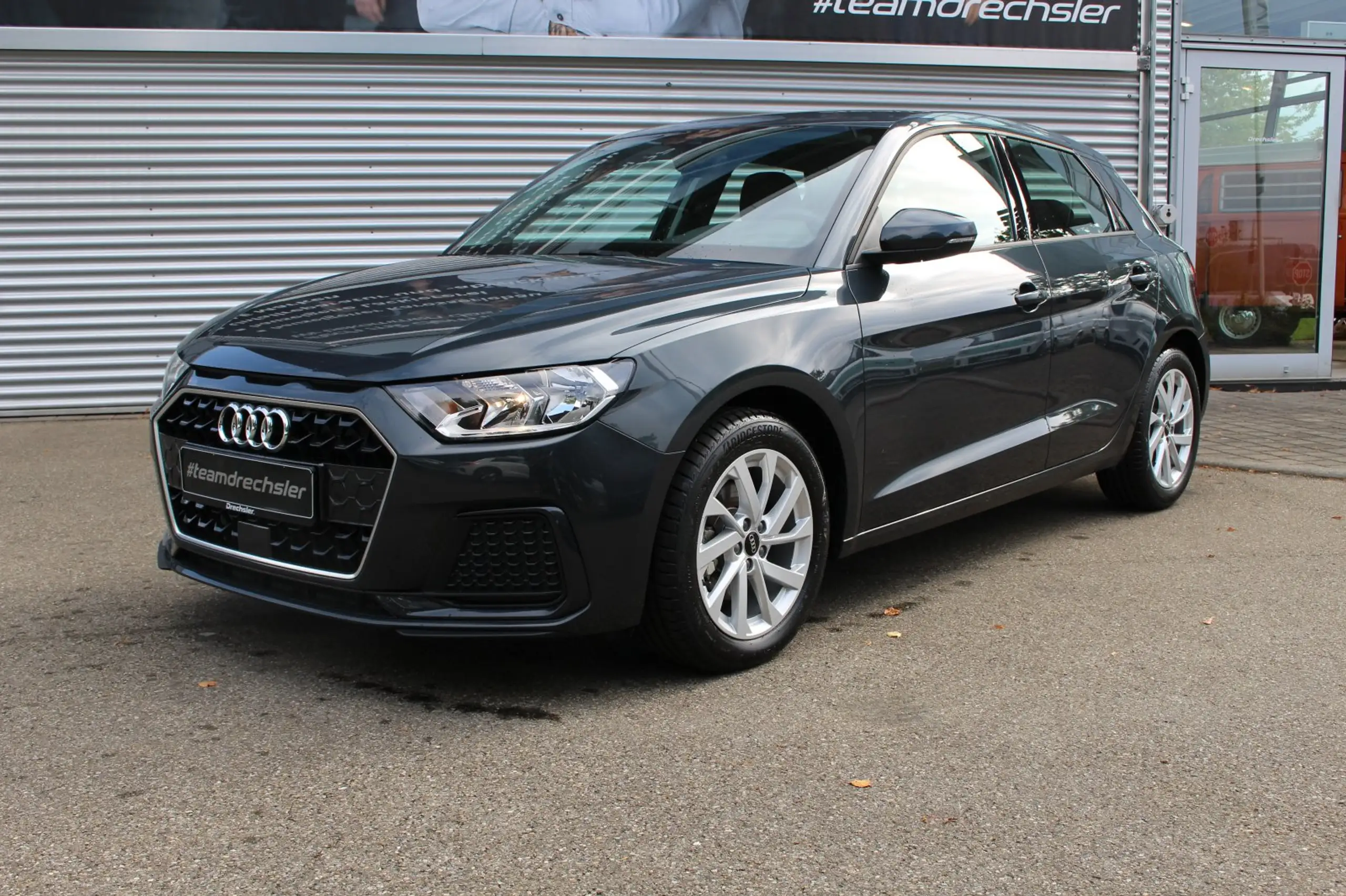 Audi - A1