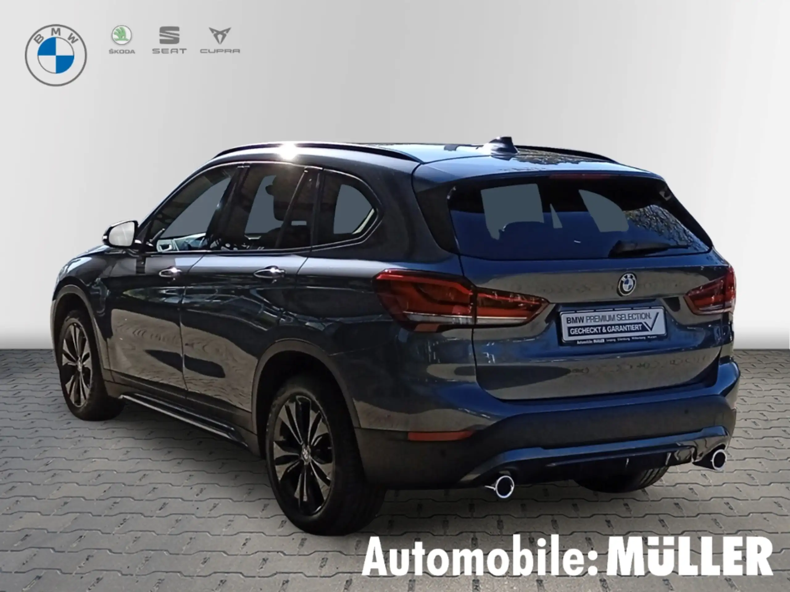 BMW - X1