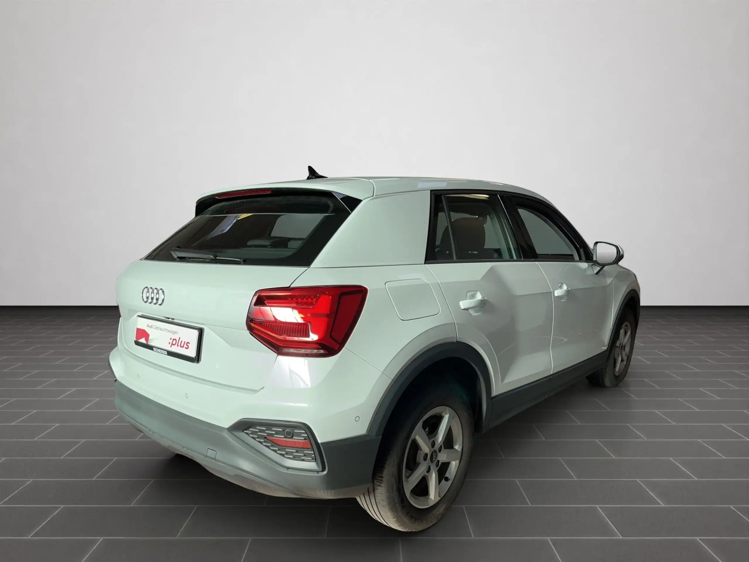 Audi - Q2