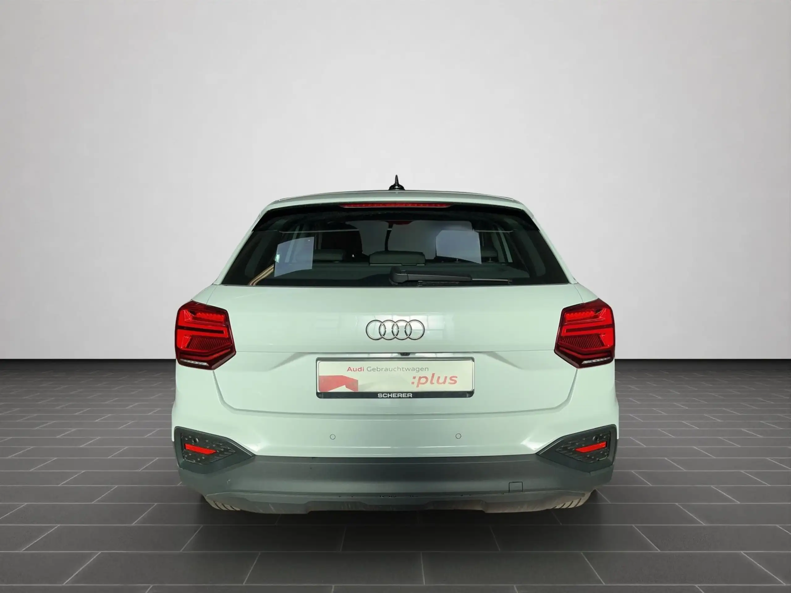 Audi - Q2