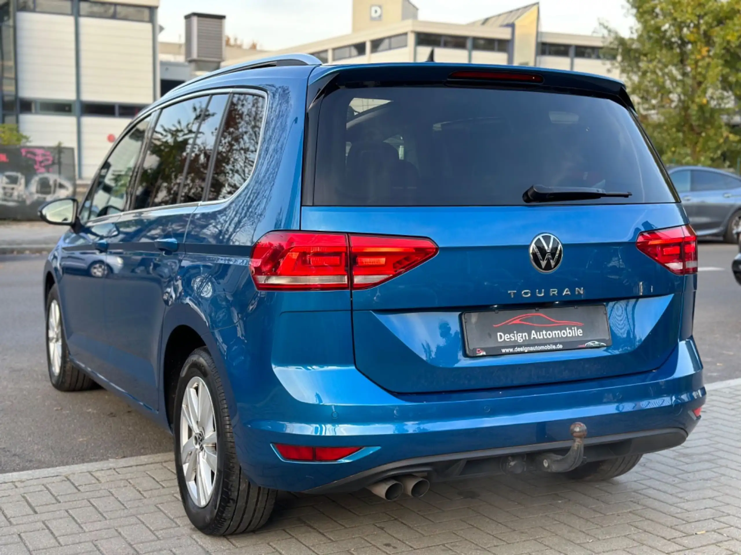 Volkswagen - Touran