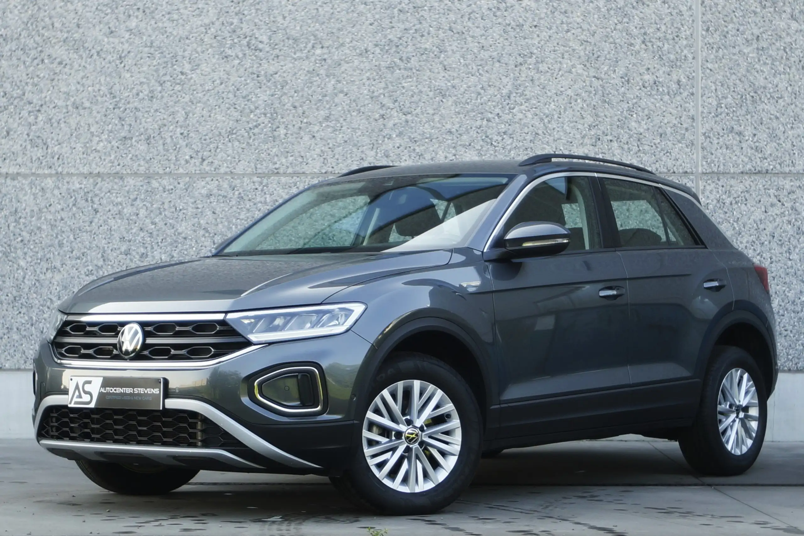 Volkswagen T-Roc 2023