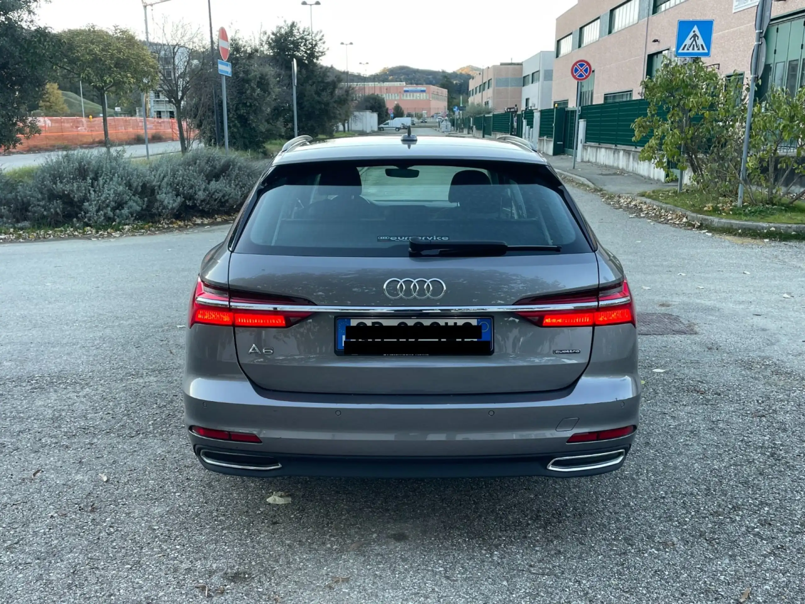 Audi - A6