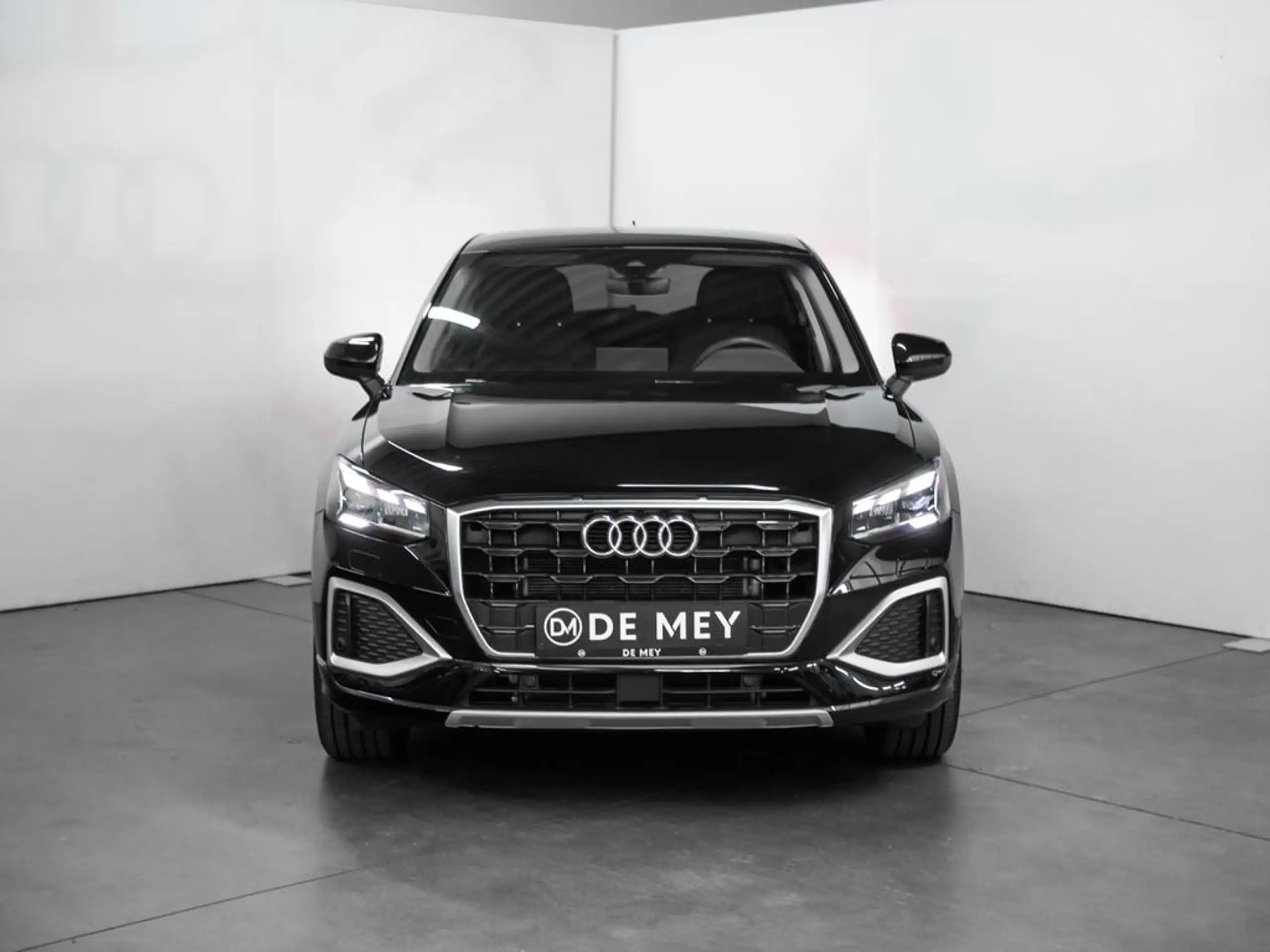 Audi - Q2