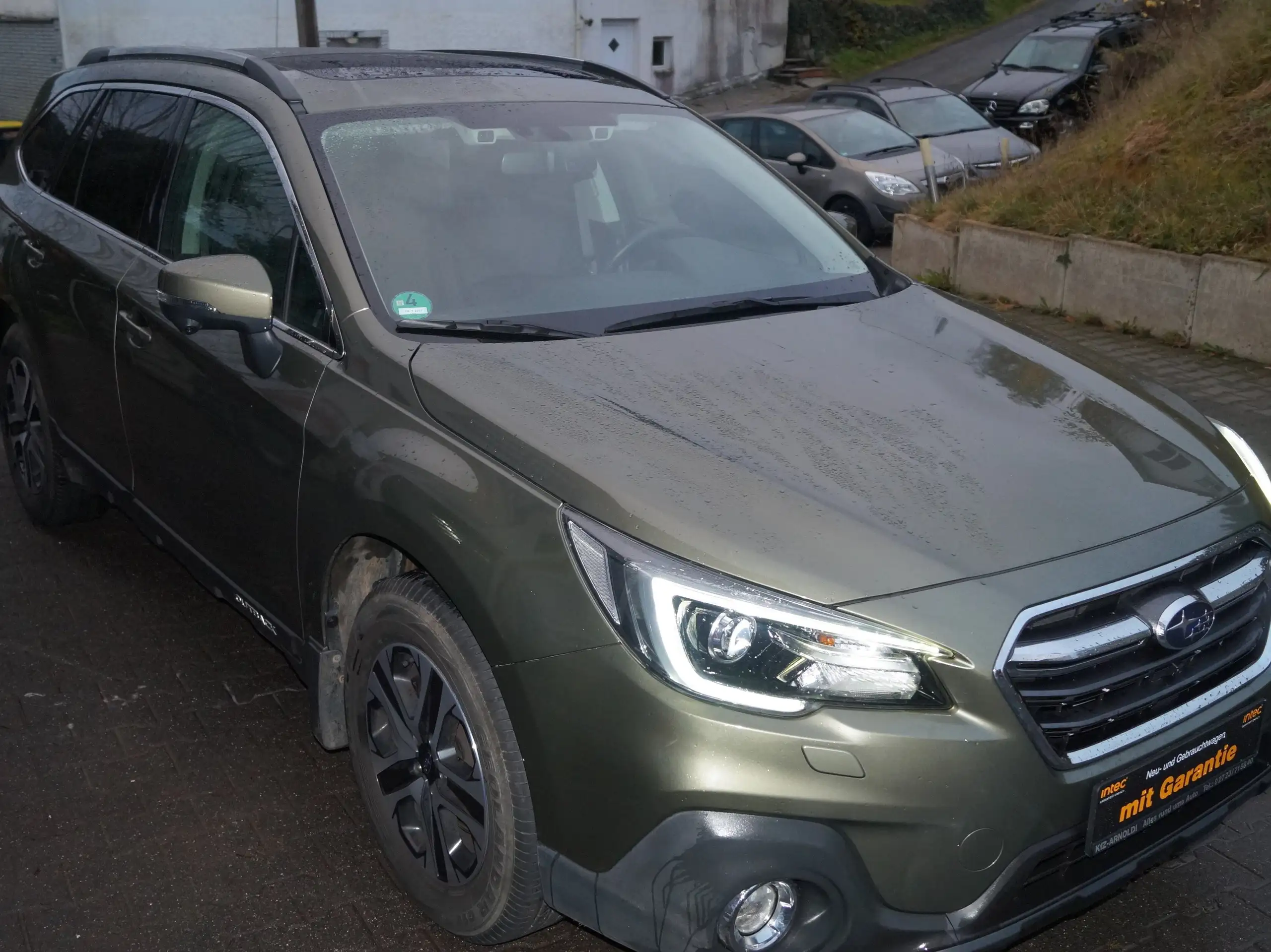 Subaru - OUTBACK