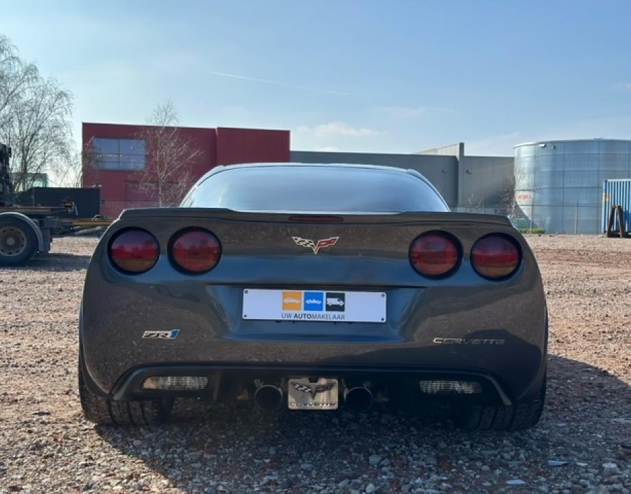 Chevrolet - Corvette