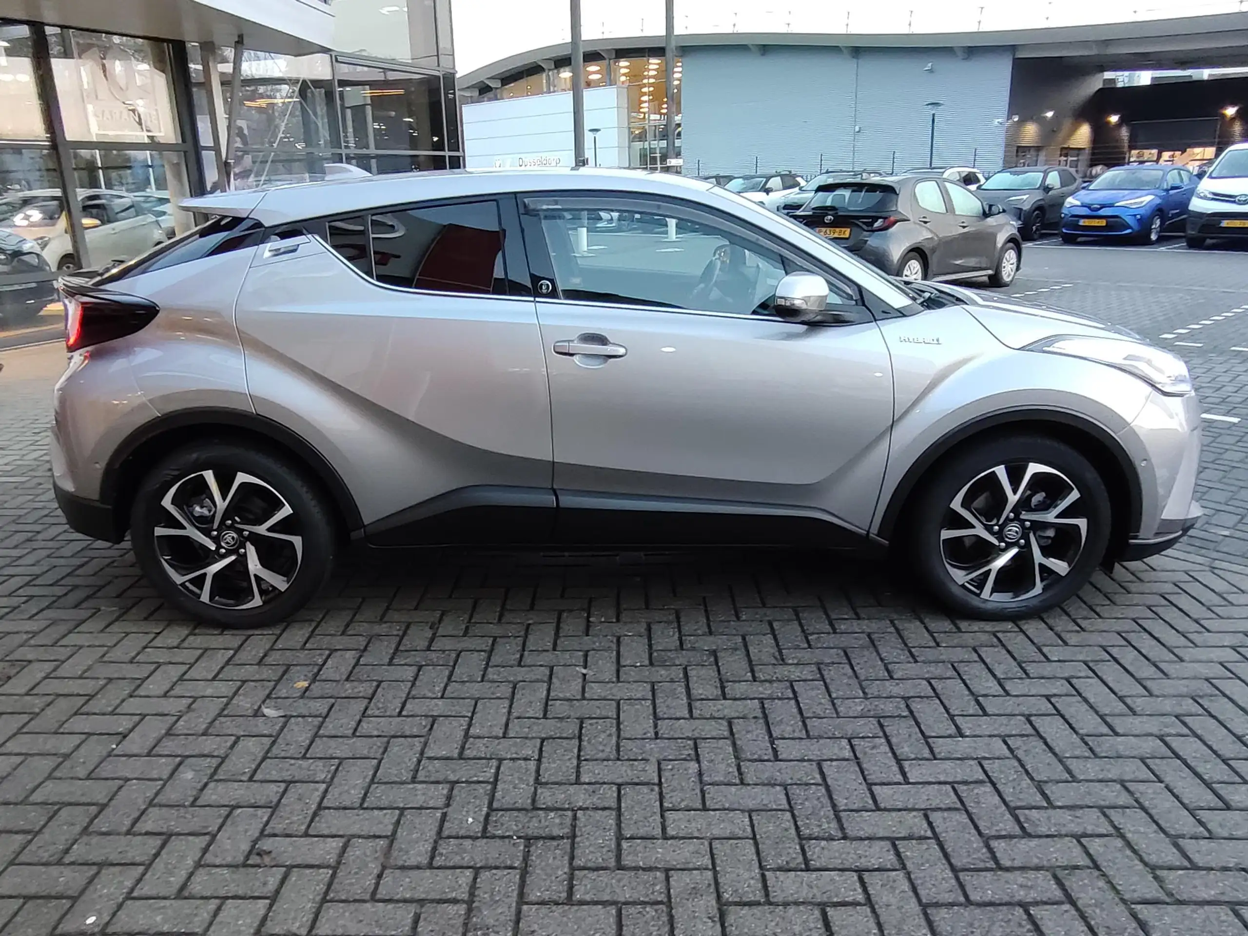 Toyota - C-HR