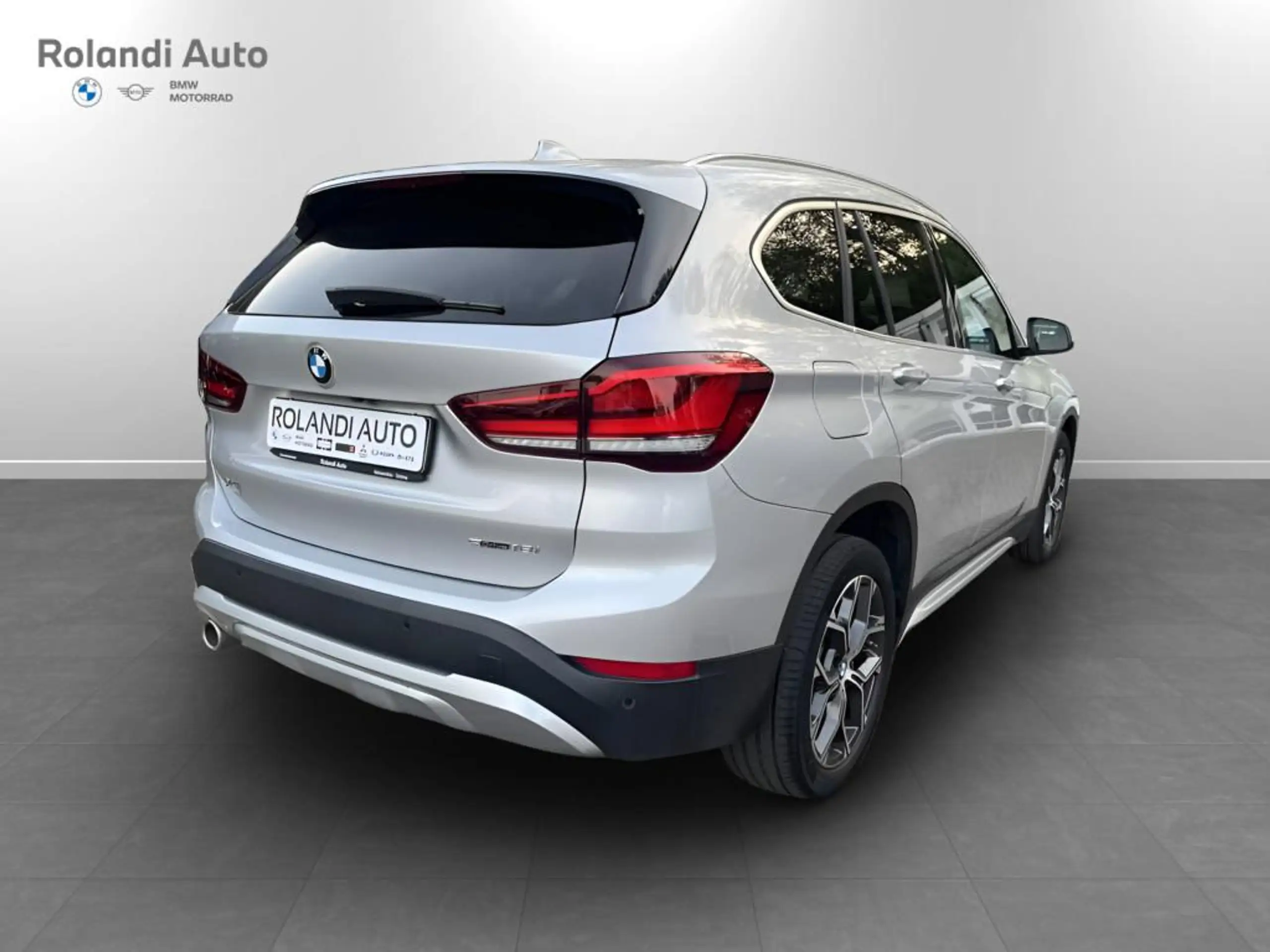 BMW - X1