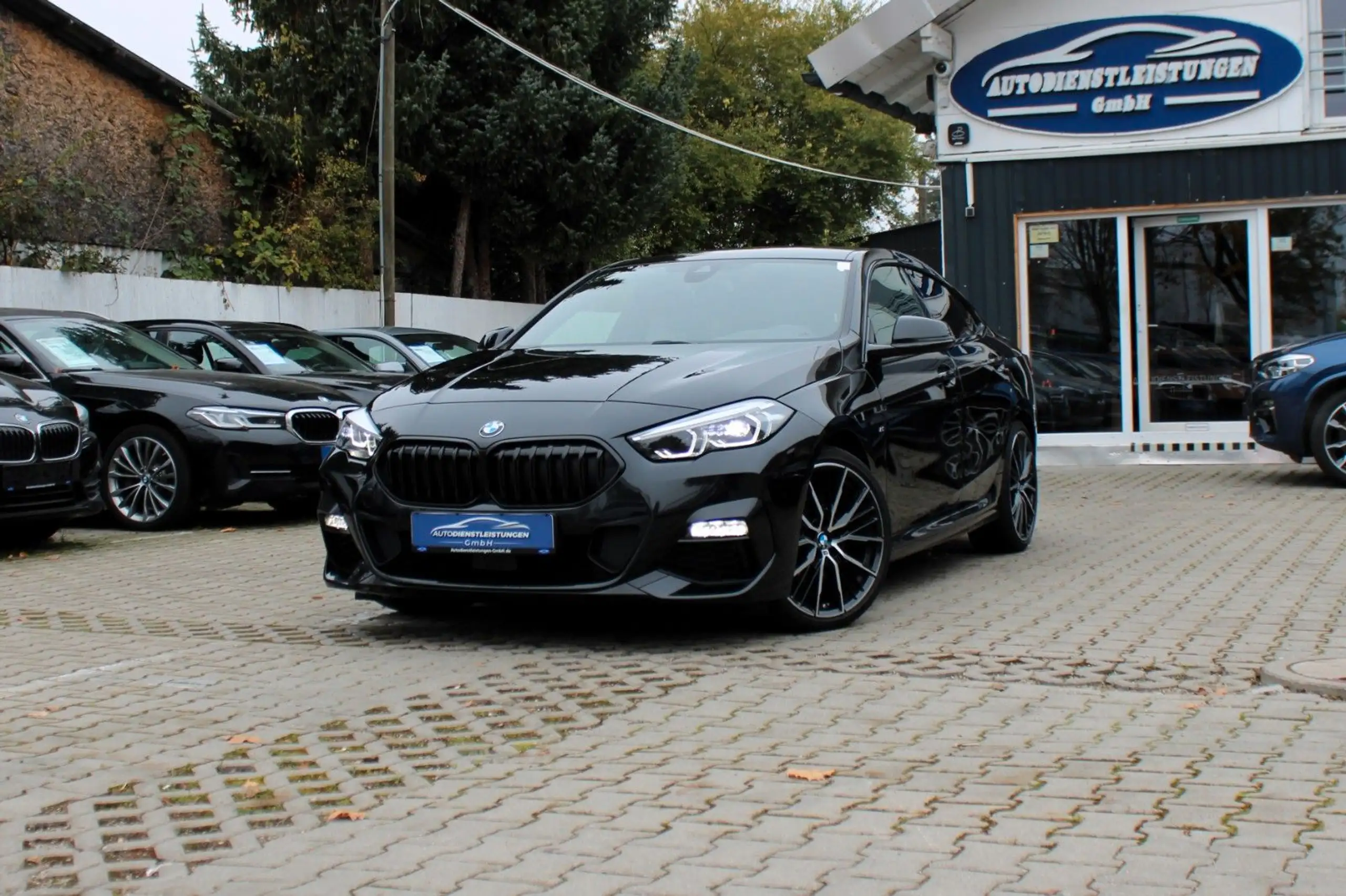 BMW 218 2023