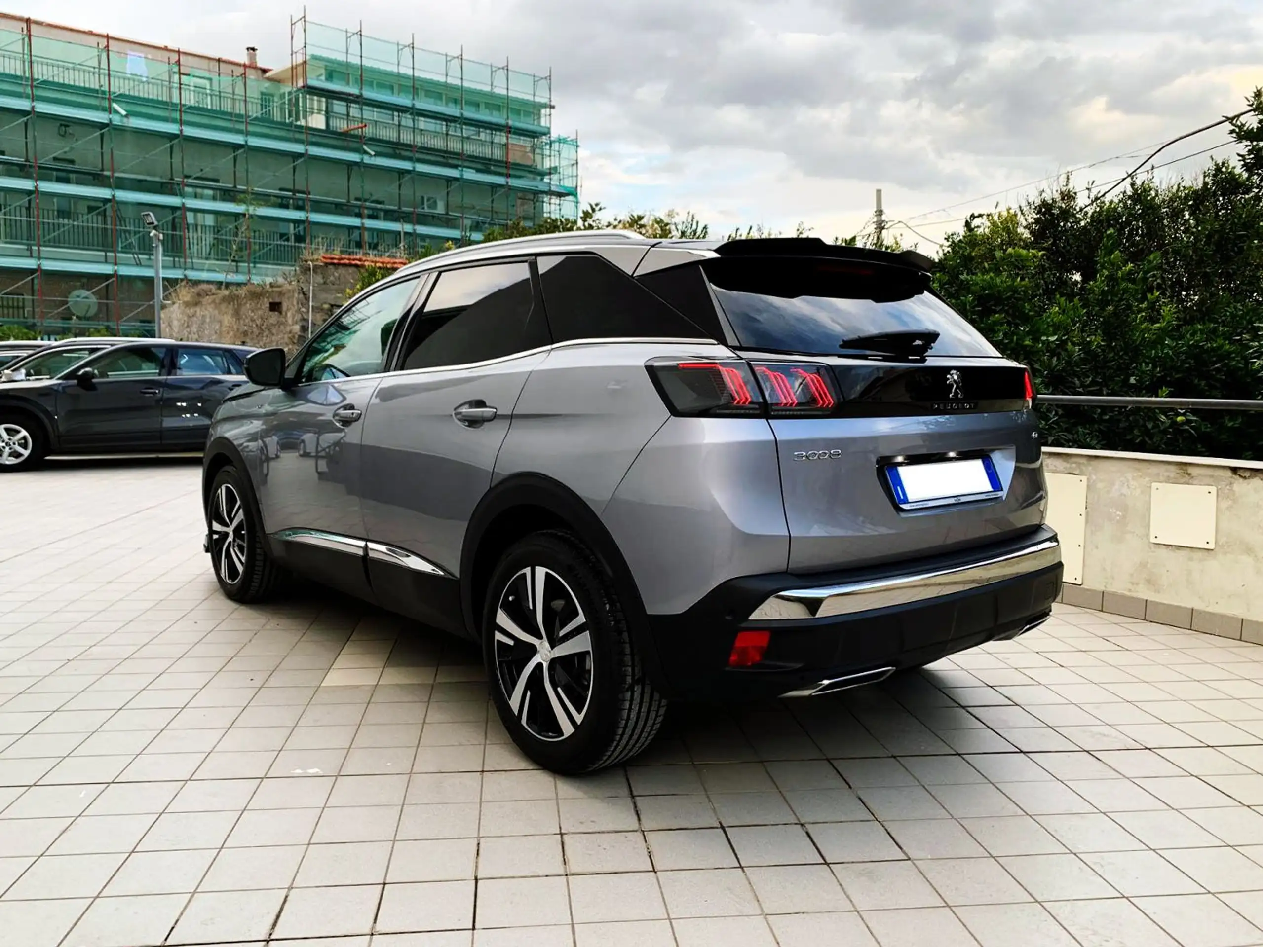 Peugeot - 3008