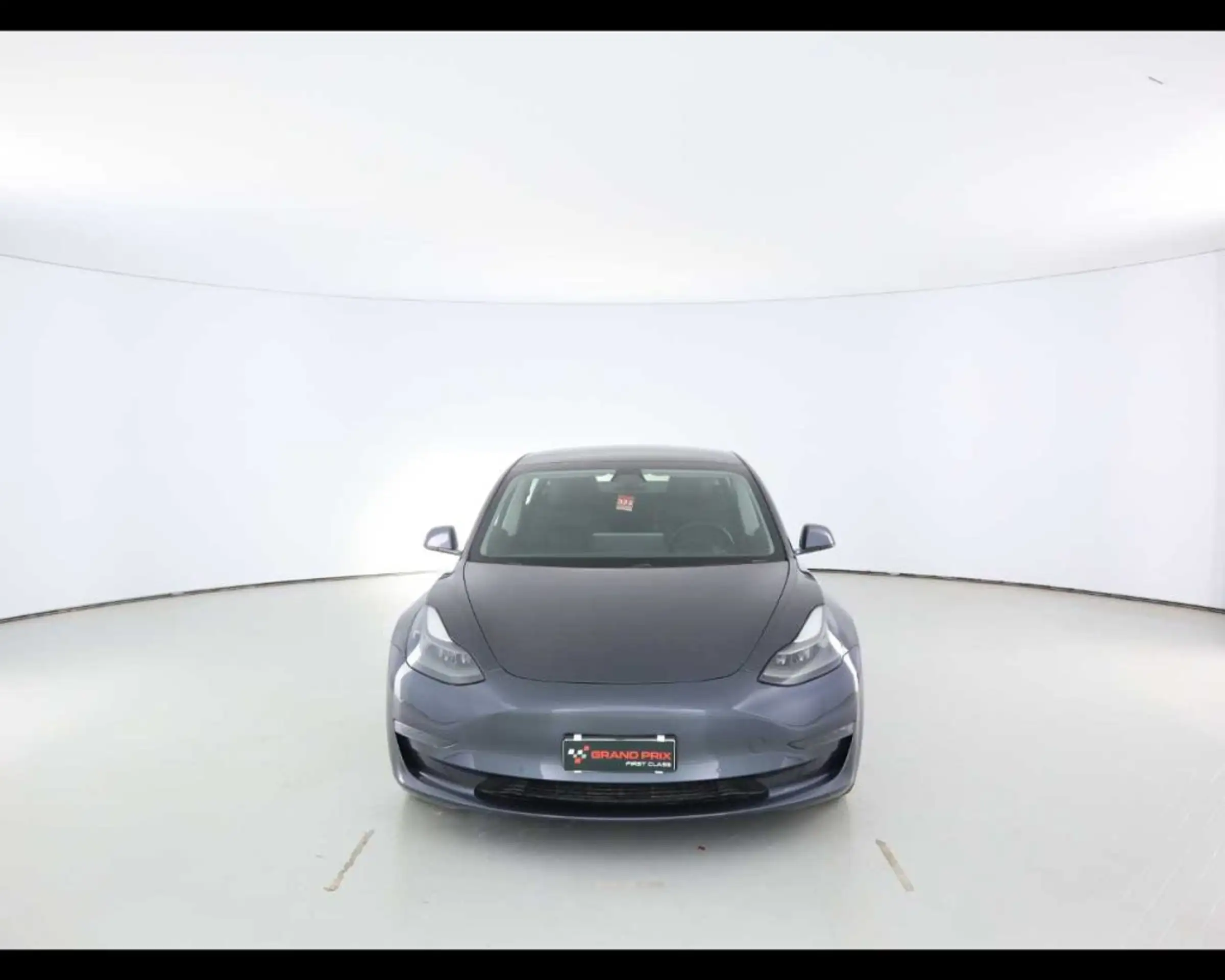 Tesla - Model 3