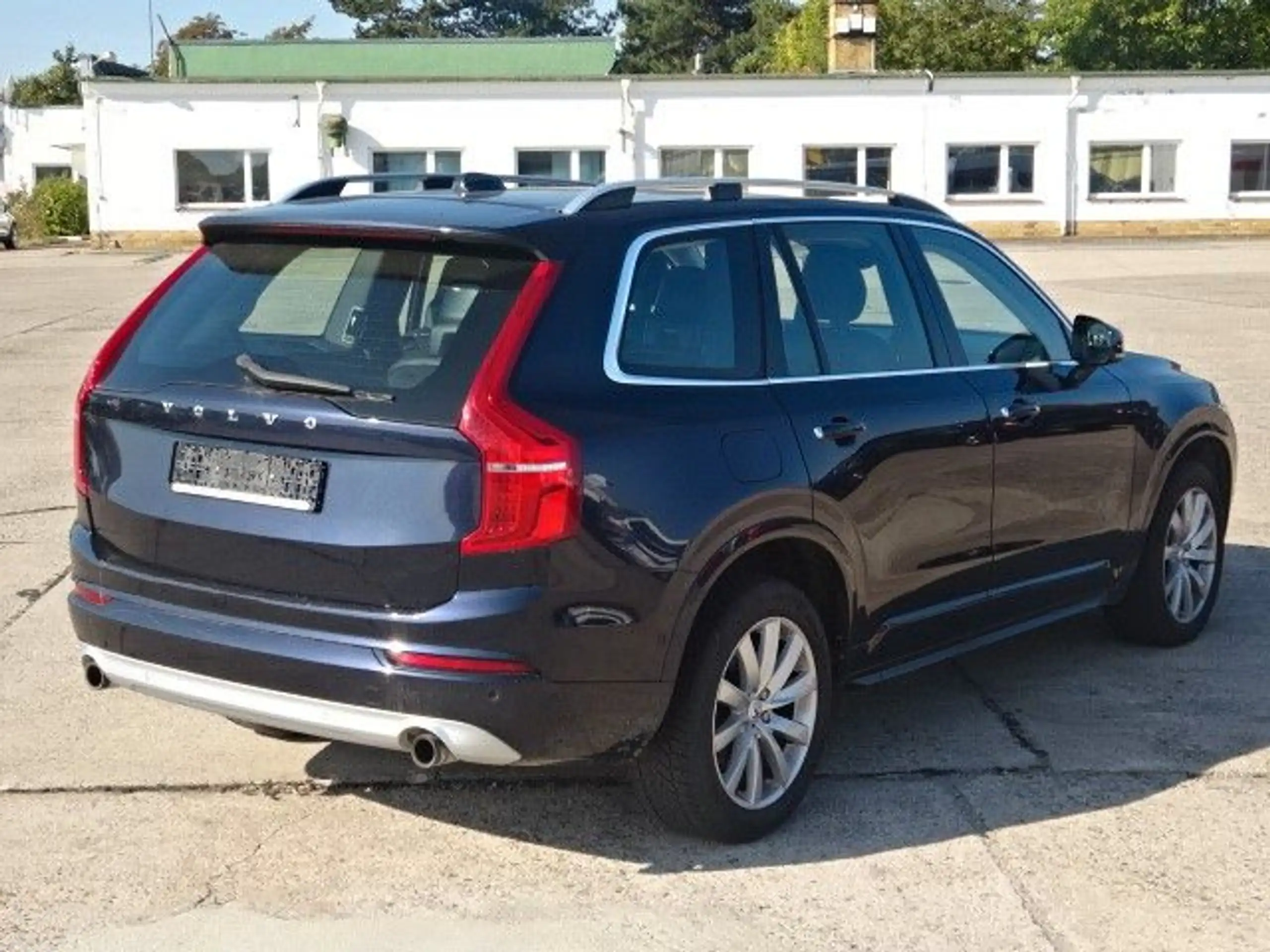 Volvo - XC90