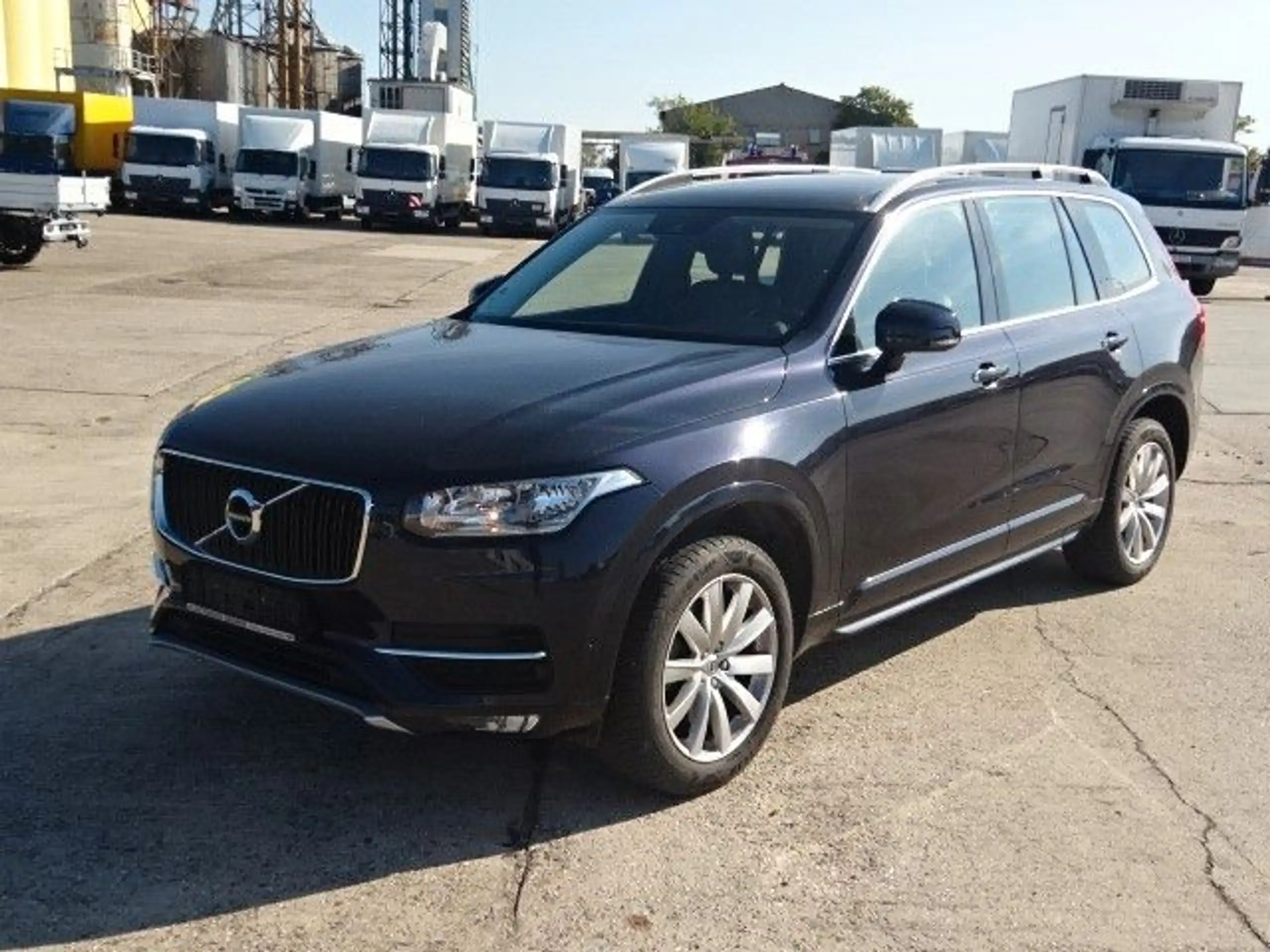 Volvo - XC90