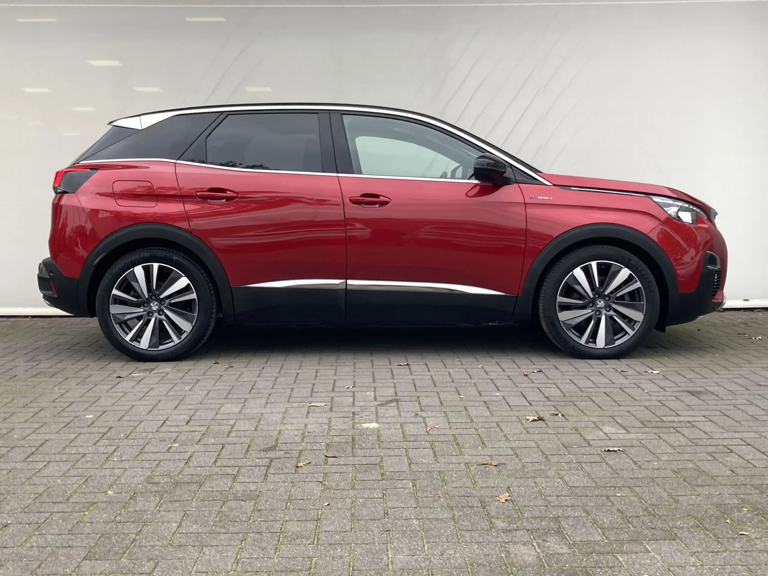 Peugeot - 3008