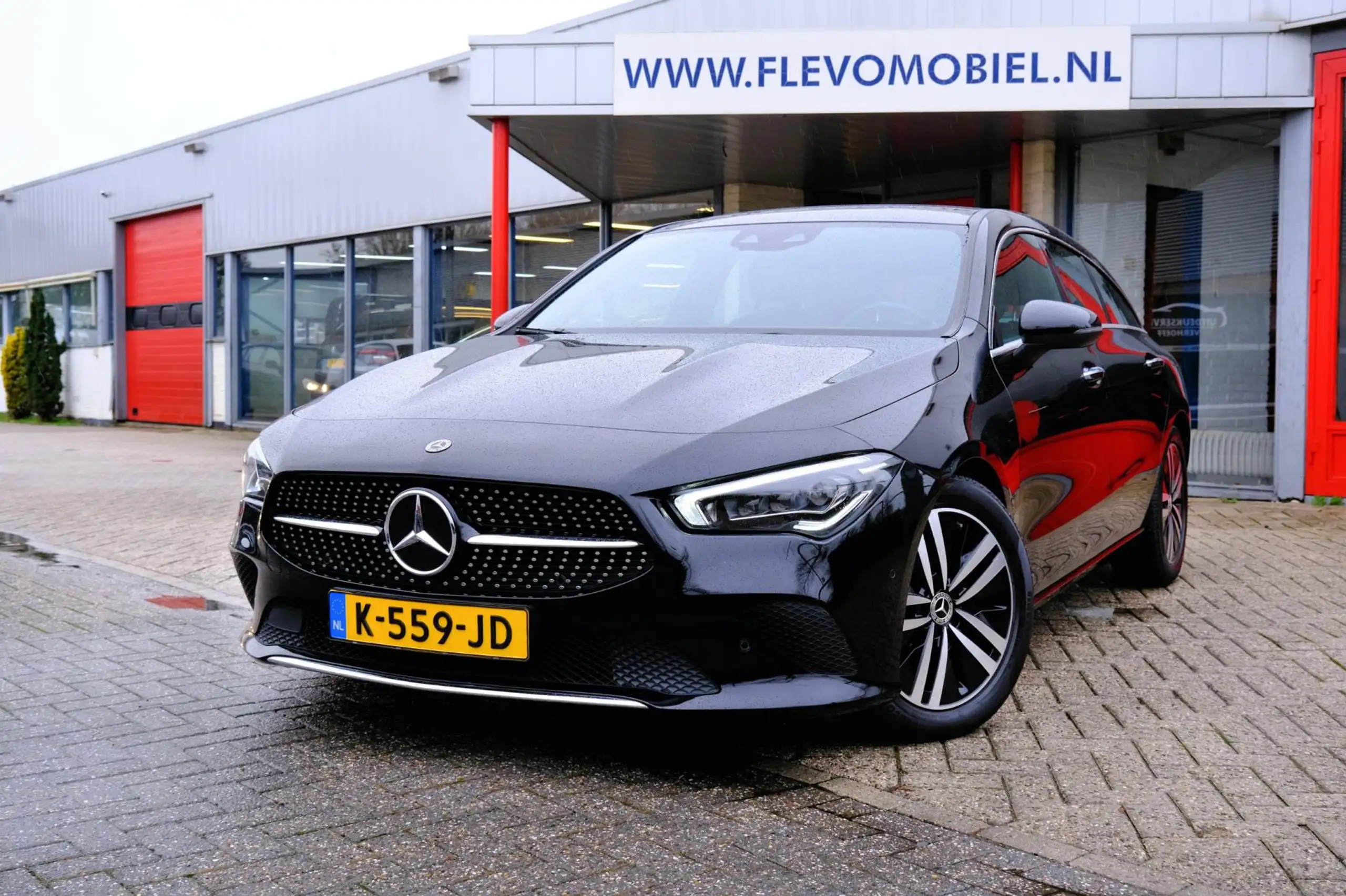 Mercedes-Benz CLA 180 2021