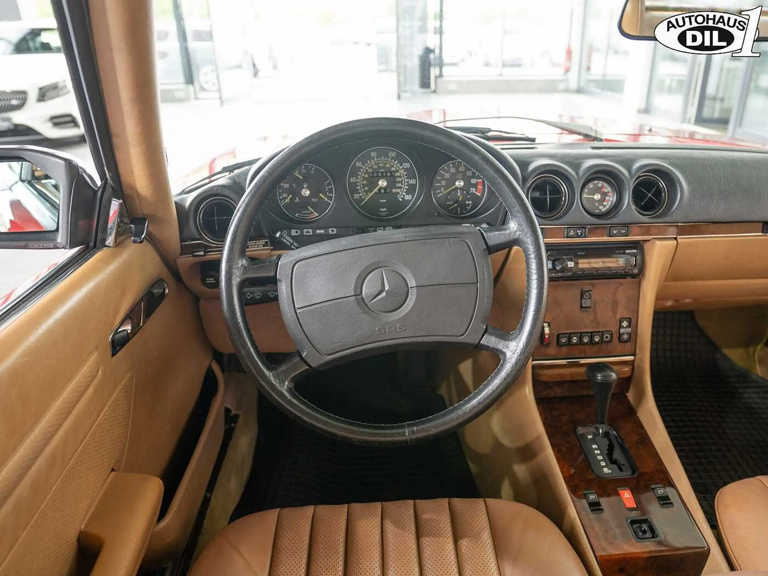 Mercedes-Benz - SL 560