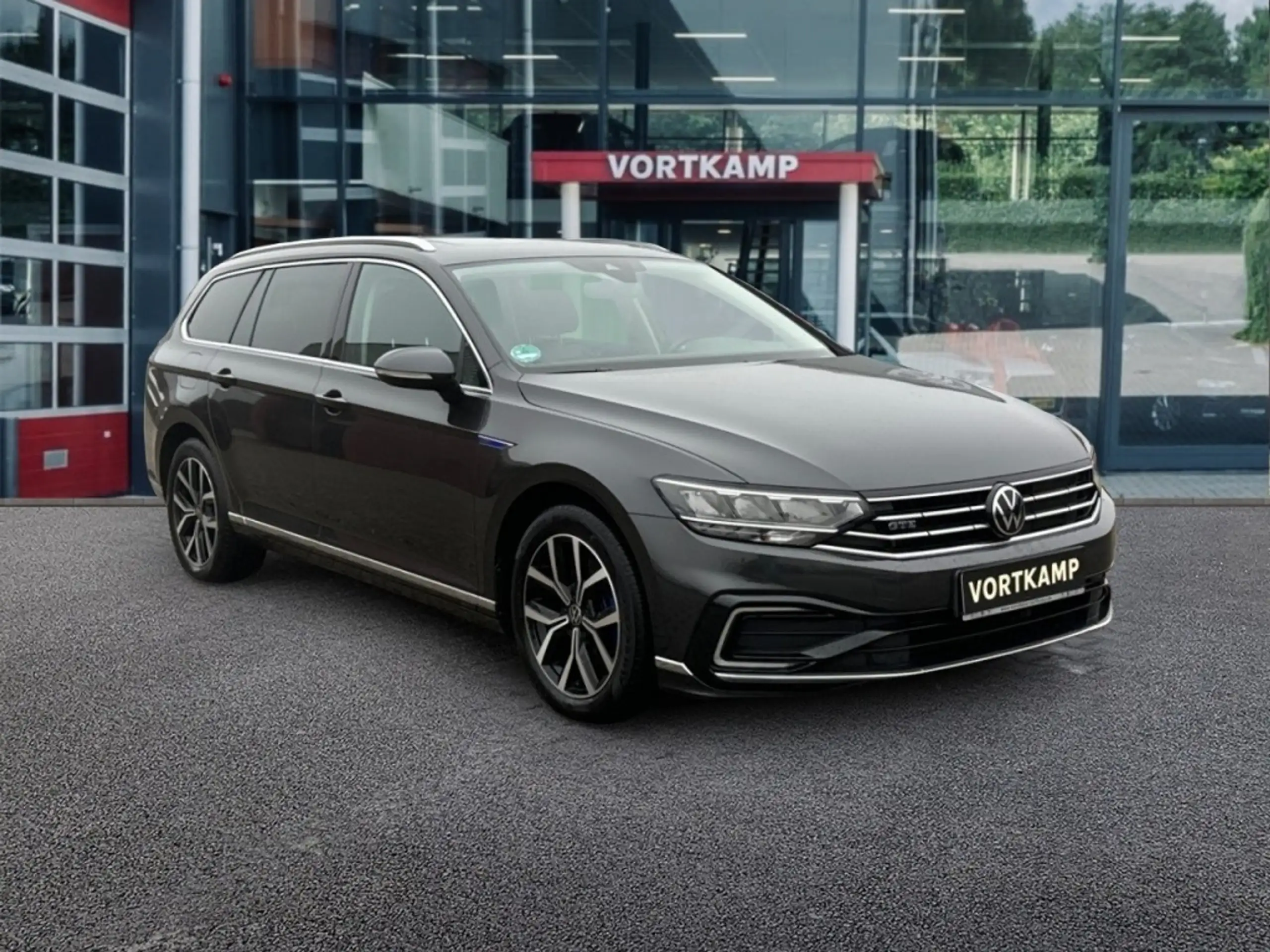 Volkswagen - Passat Variant