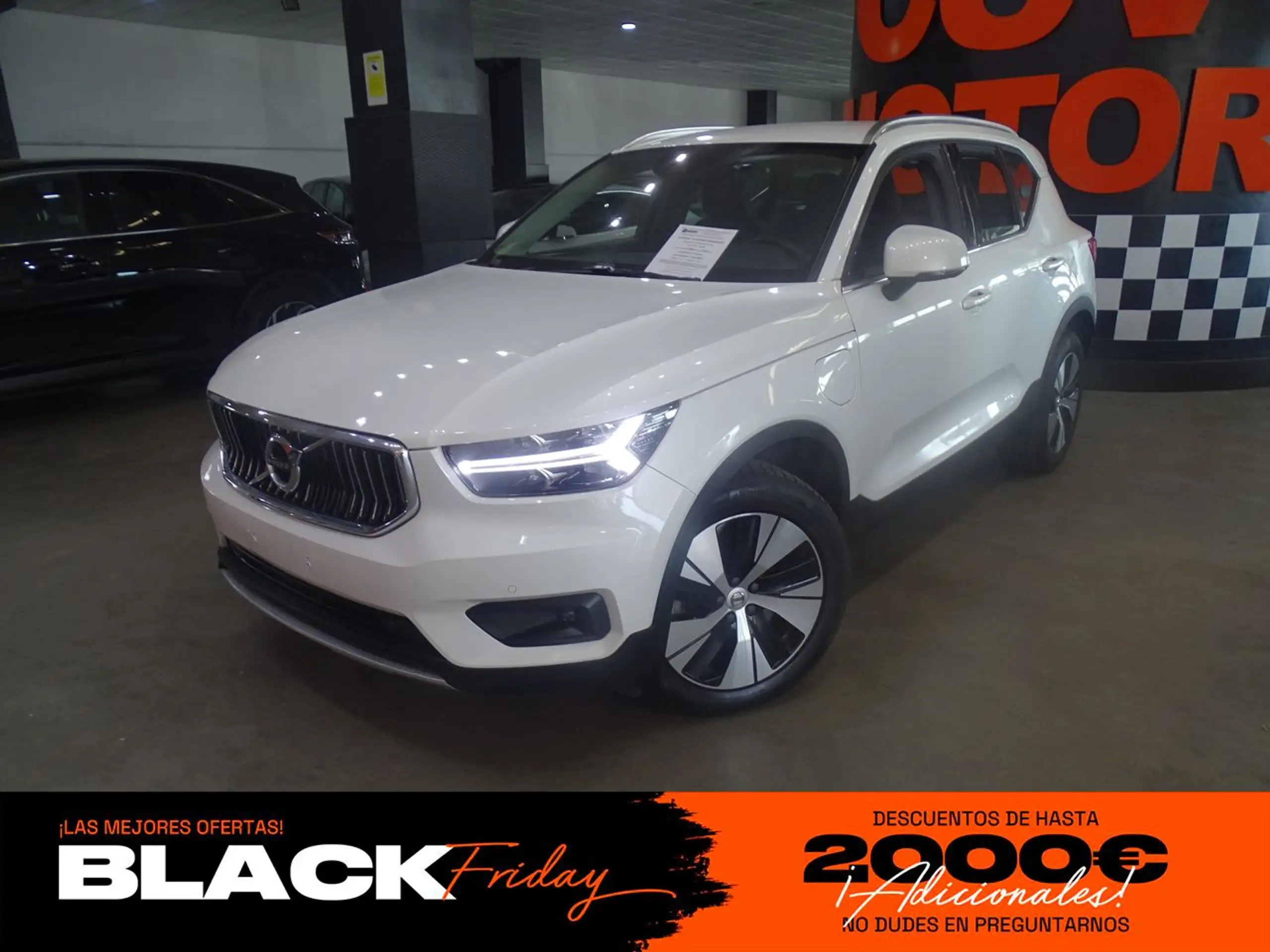 Volvo XC40 2021