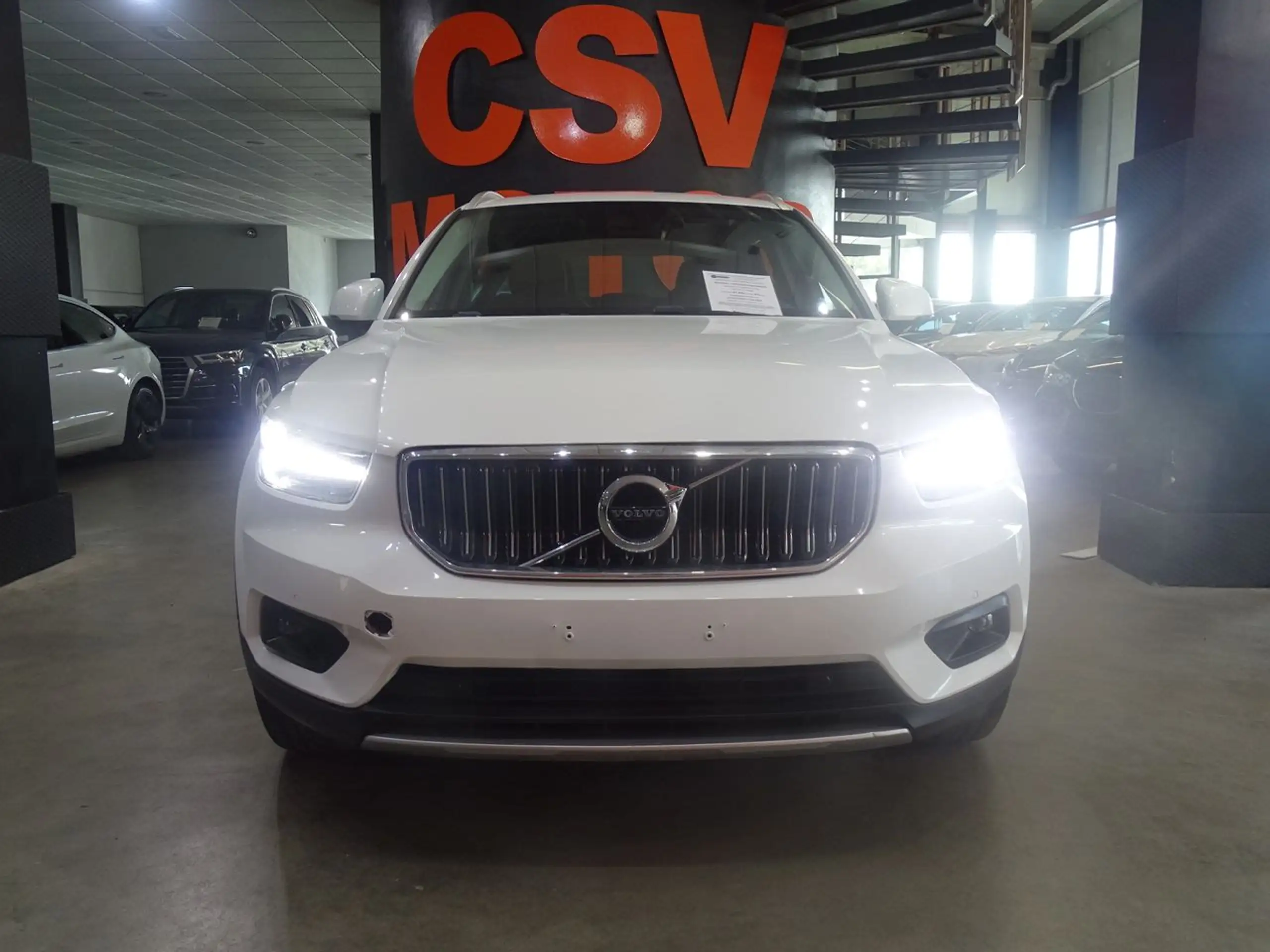 Volvo - XC40