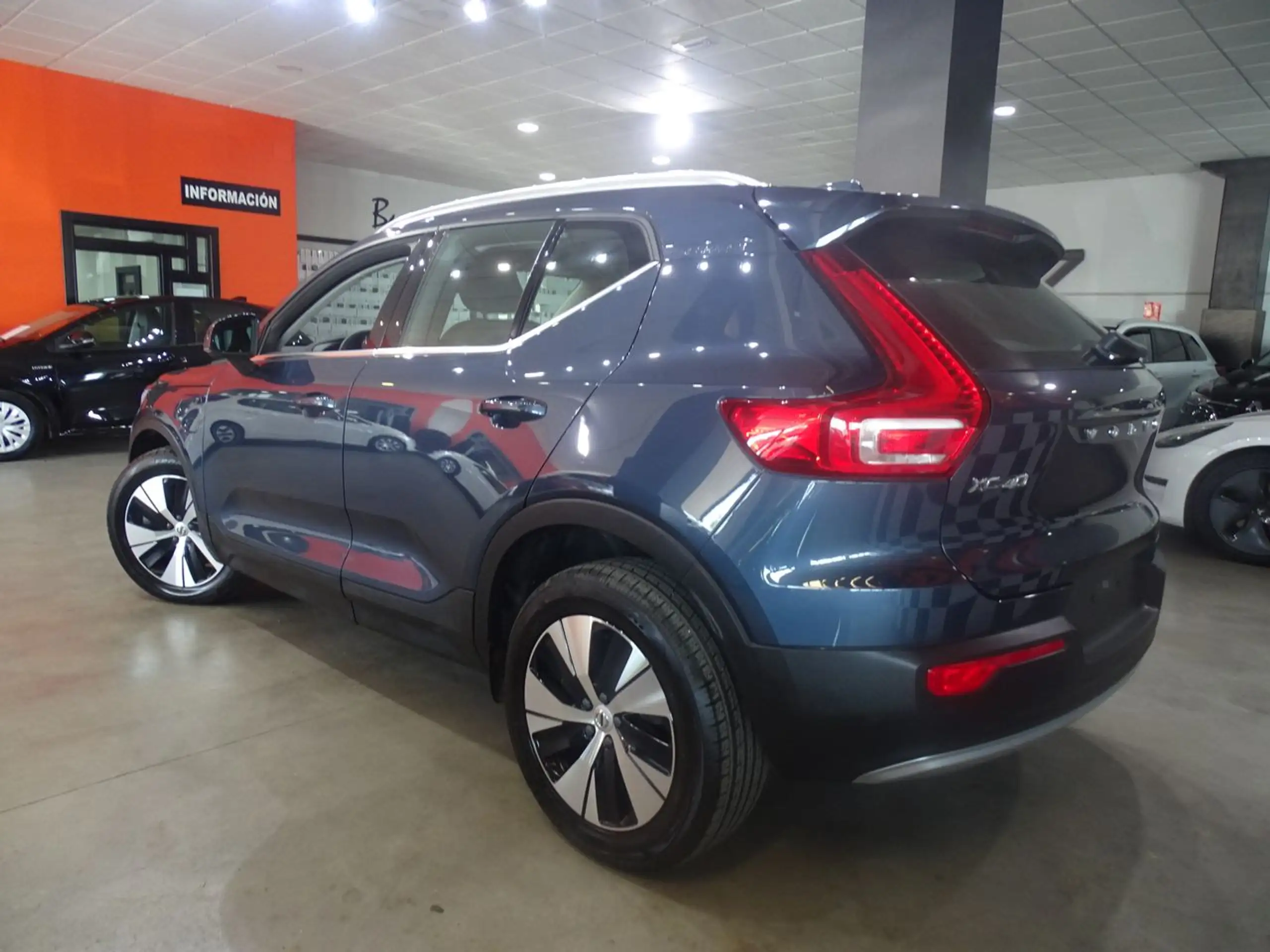 Volvo - XC40