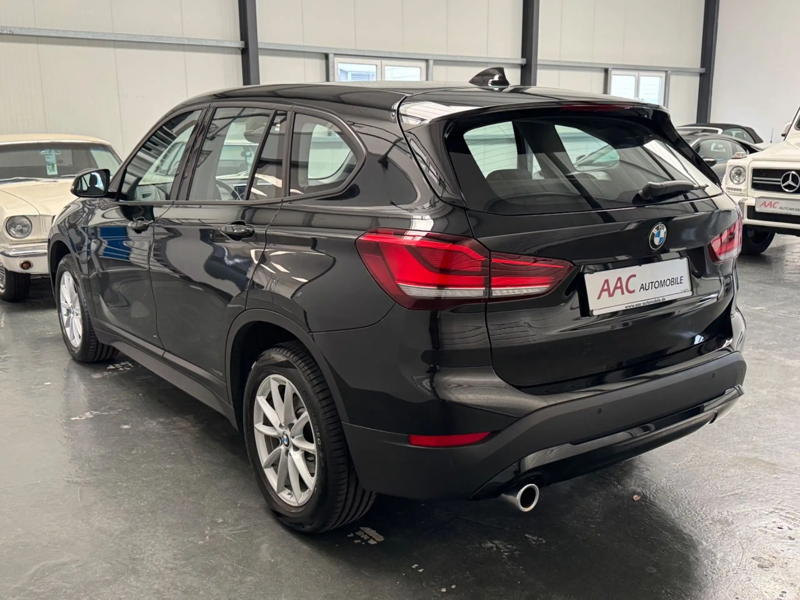 BMW - X1