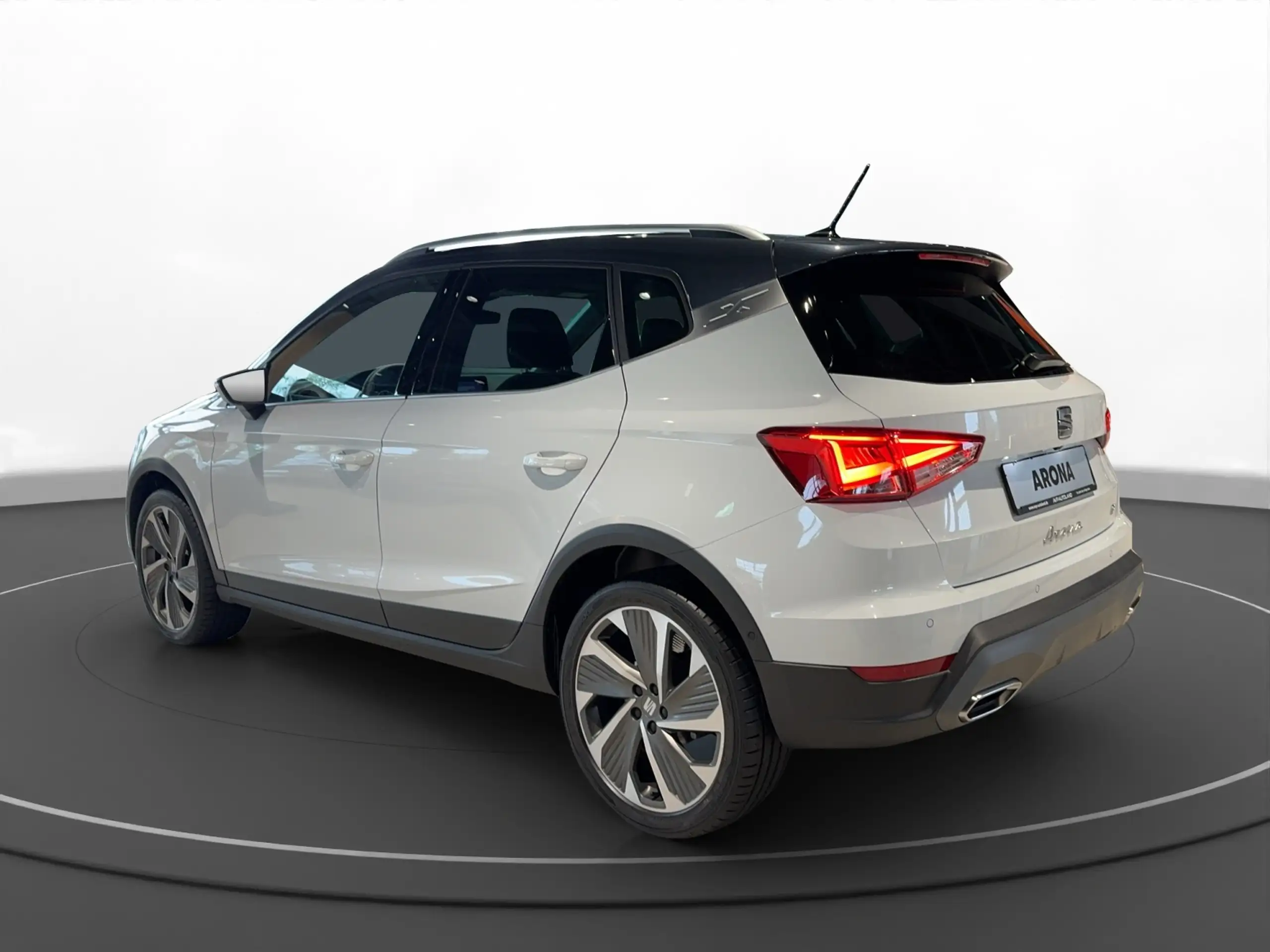 SEAT - Arona