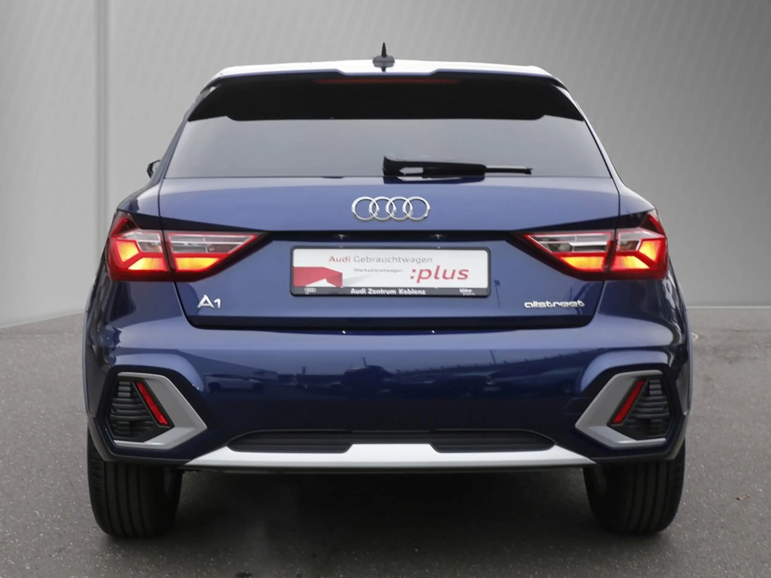 Audi - A1