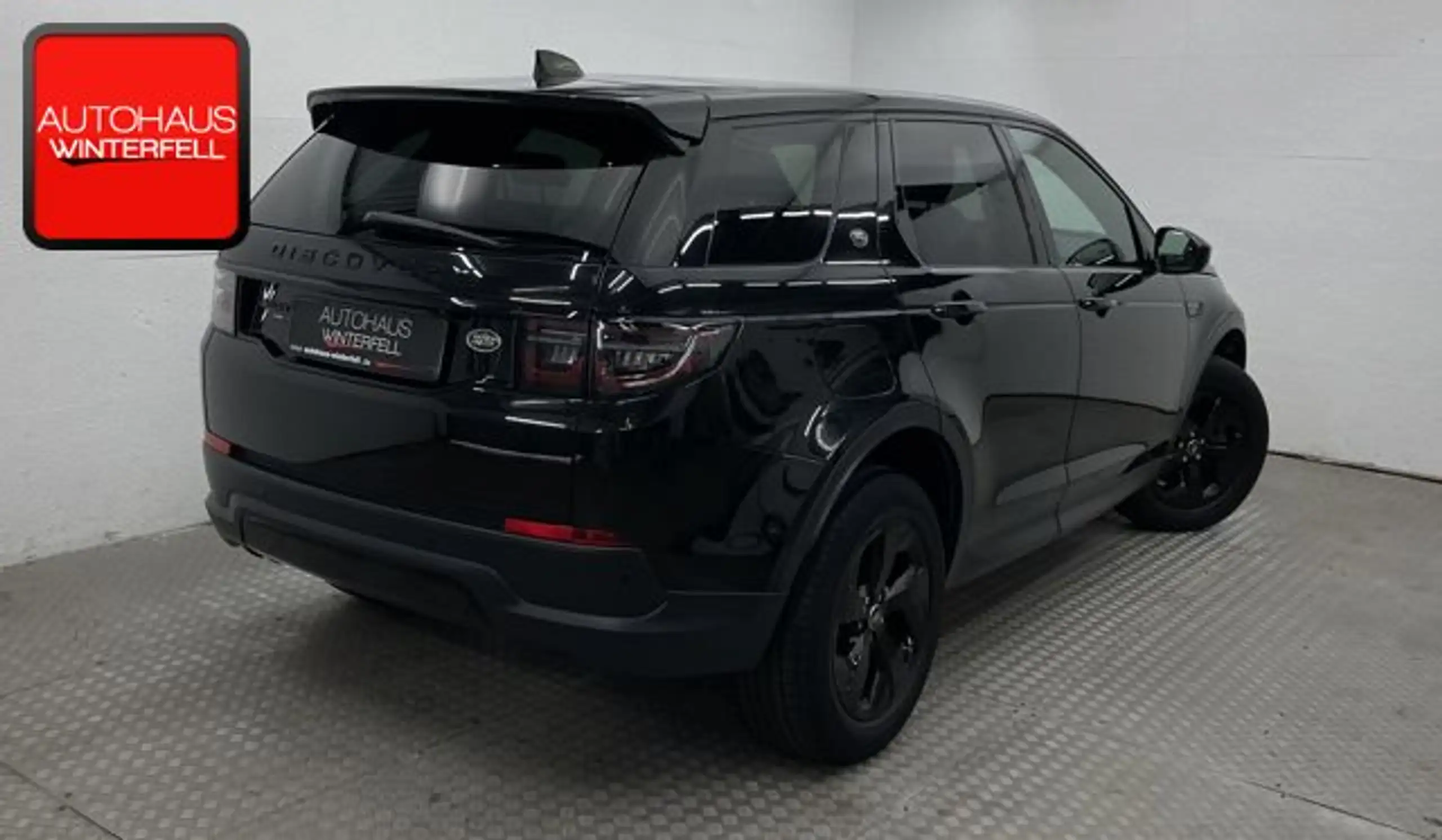 Land Rover - Discovery Sport