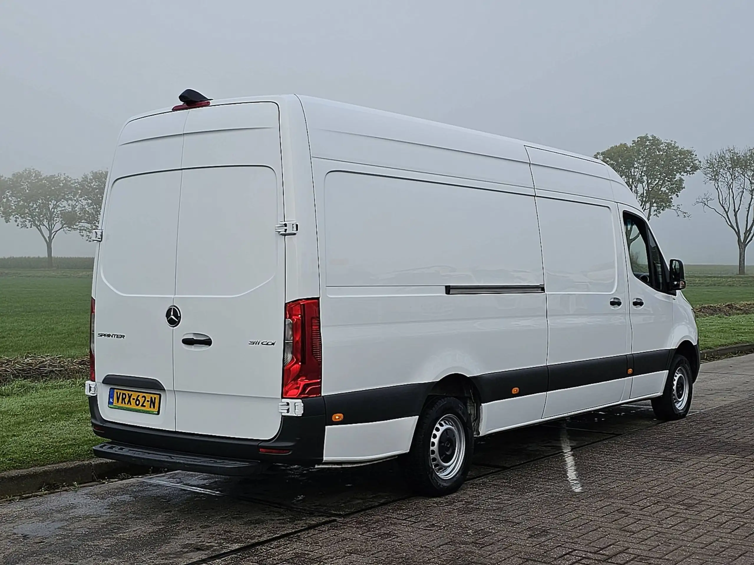 Mercedes-Benz - Sprinter