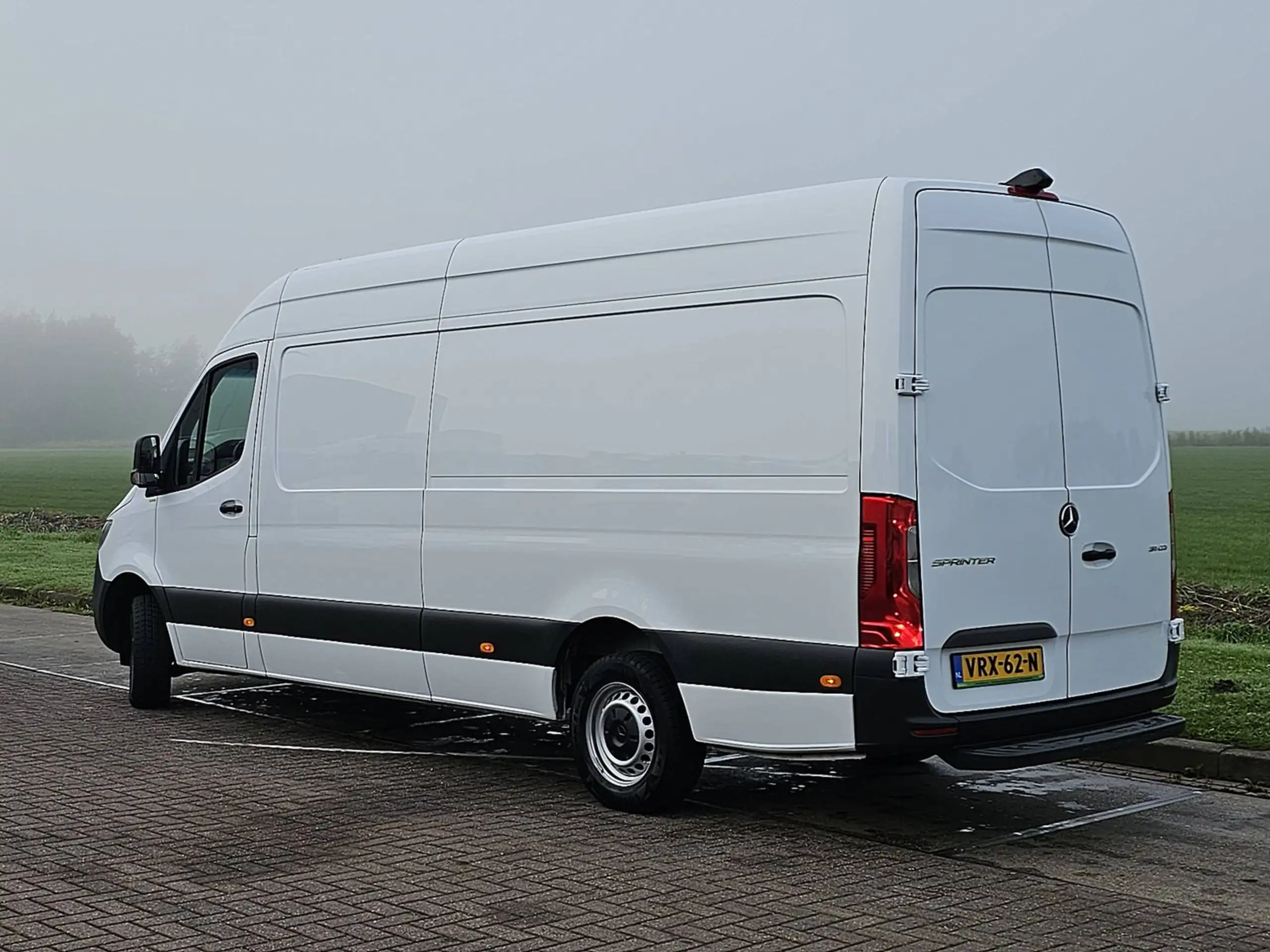 Mercedes-Benz - Sprinter