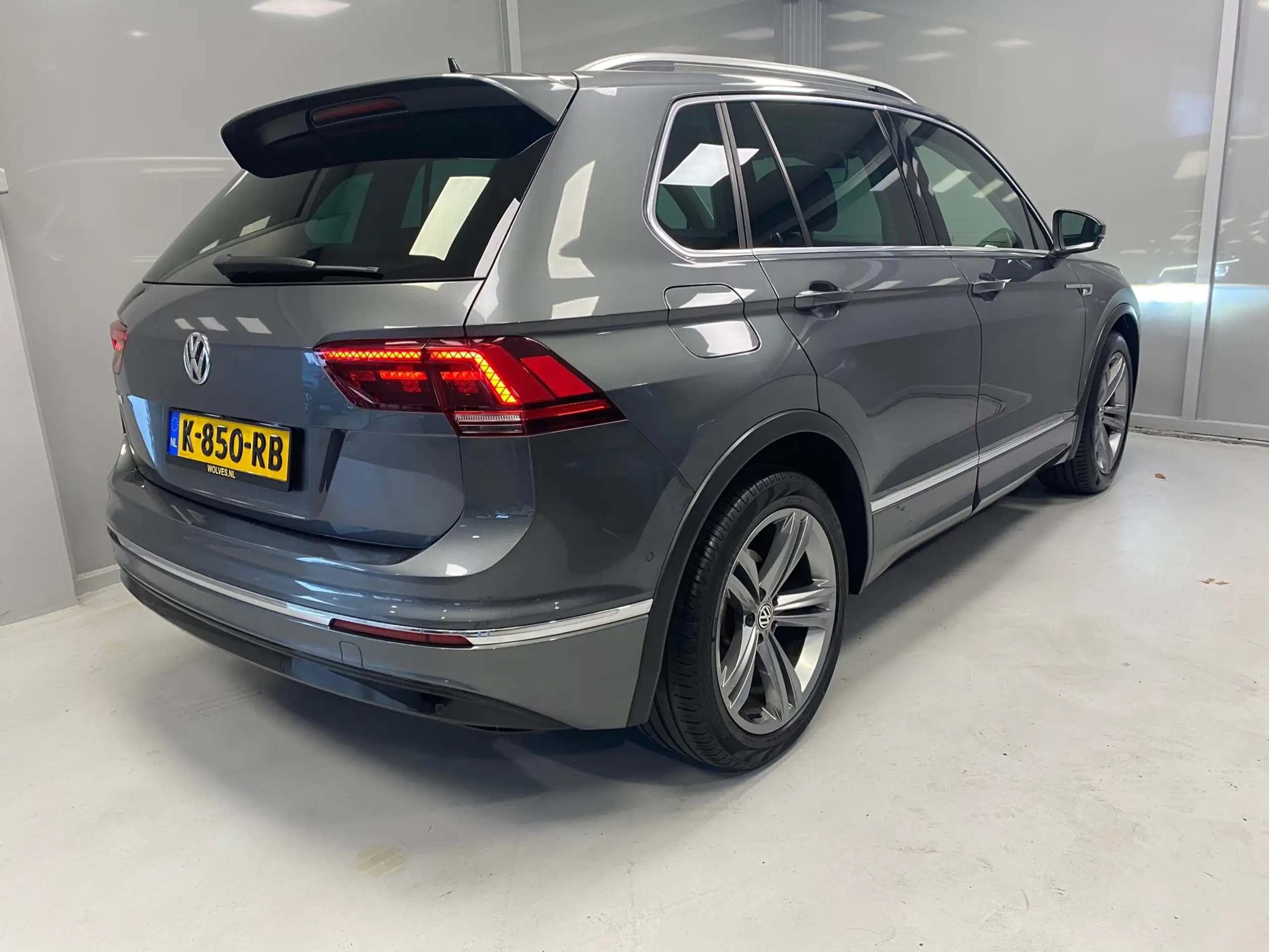 Volkswagen - Tiguan