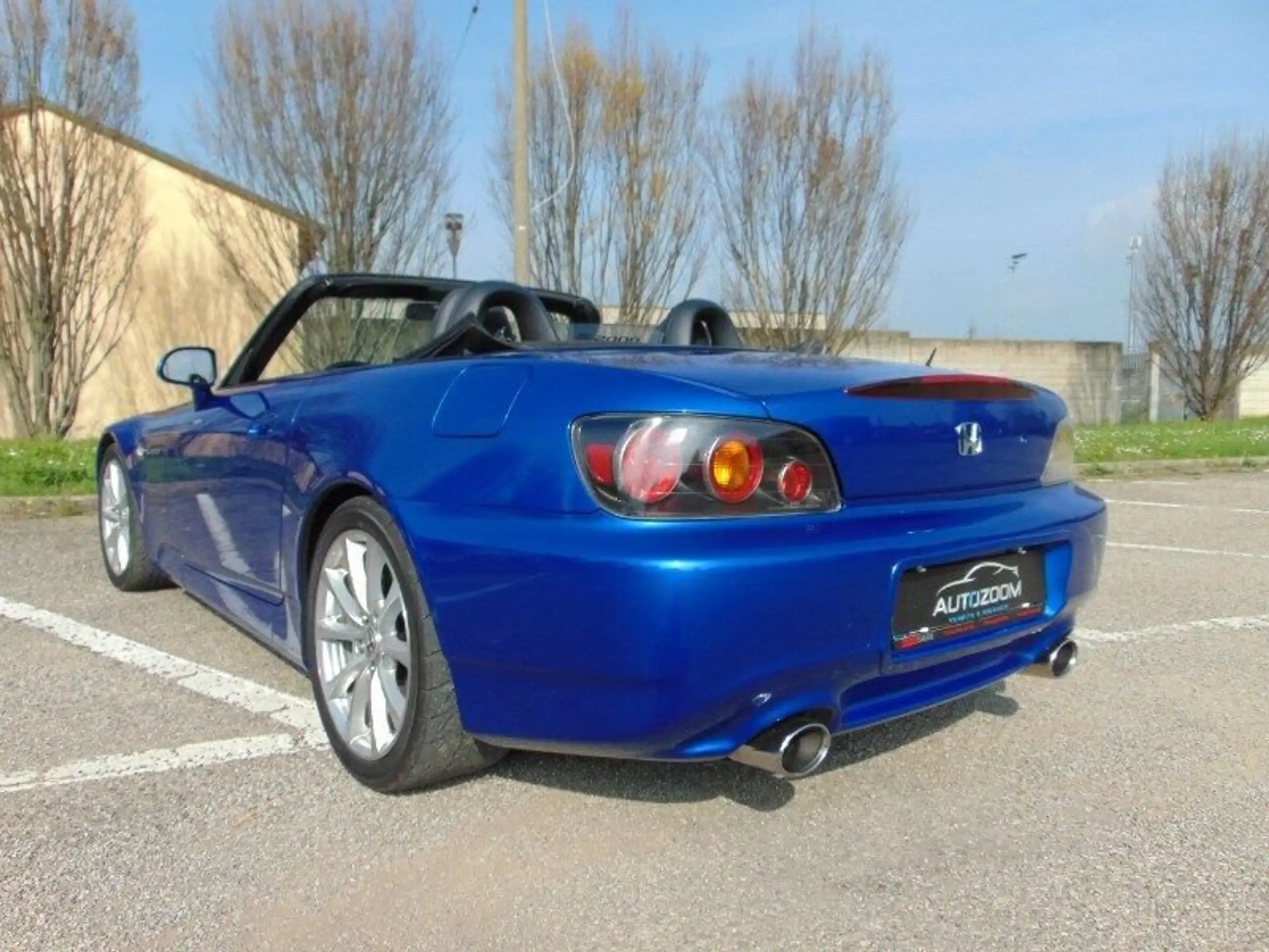 Honda - S 2000