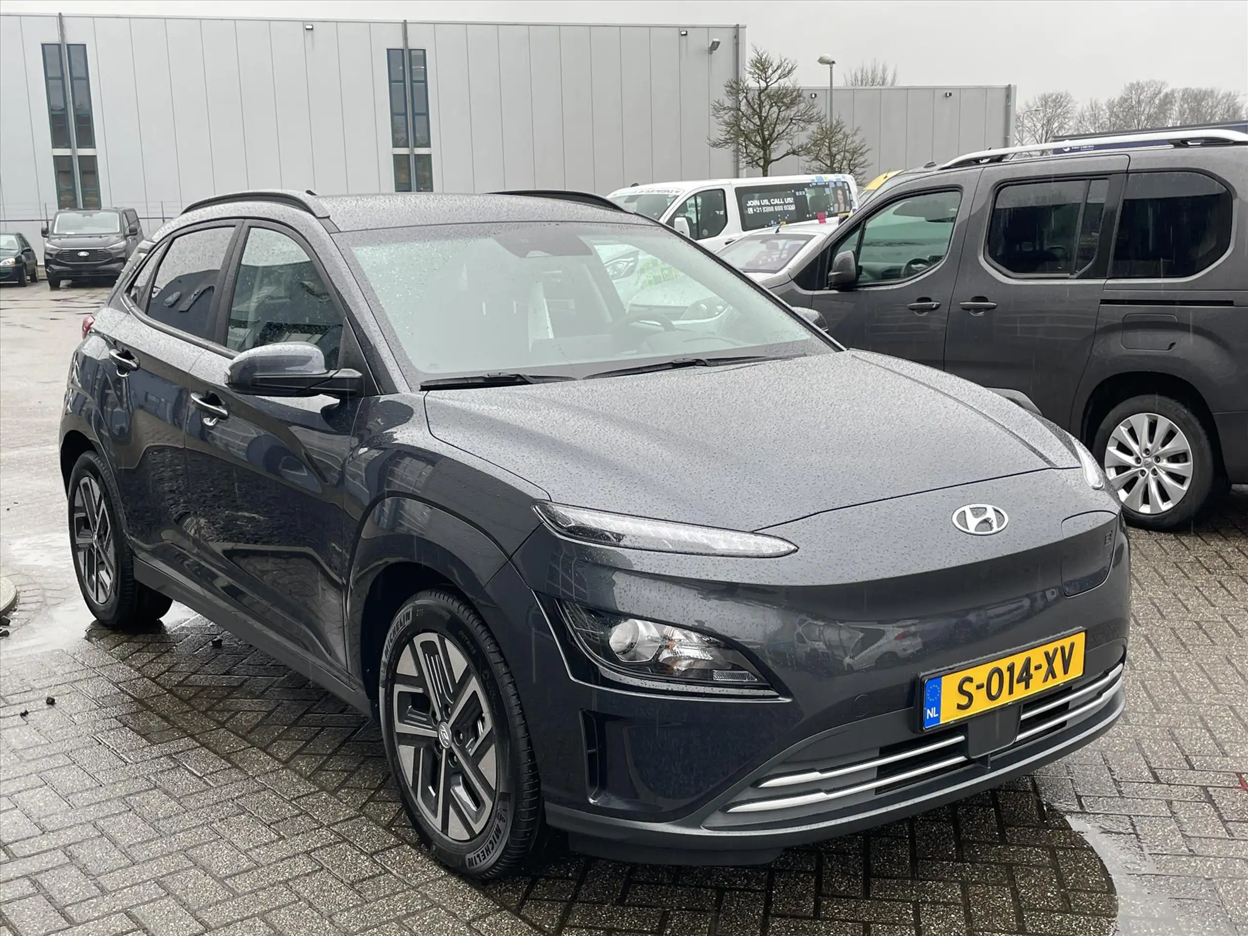 Hyundai - KONA