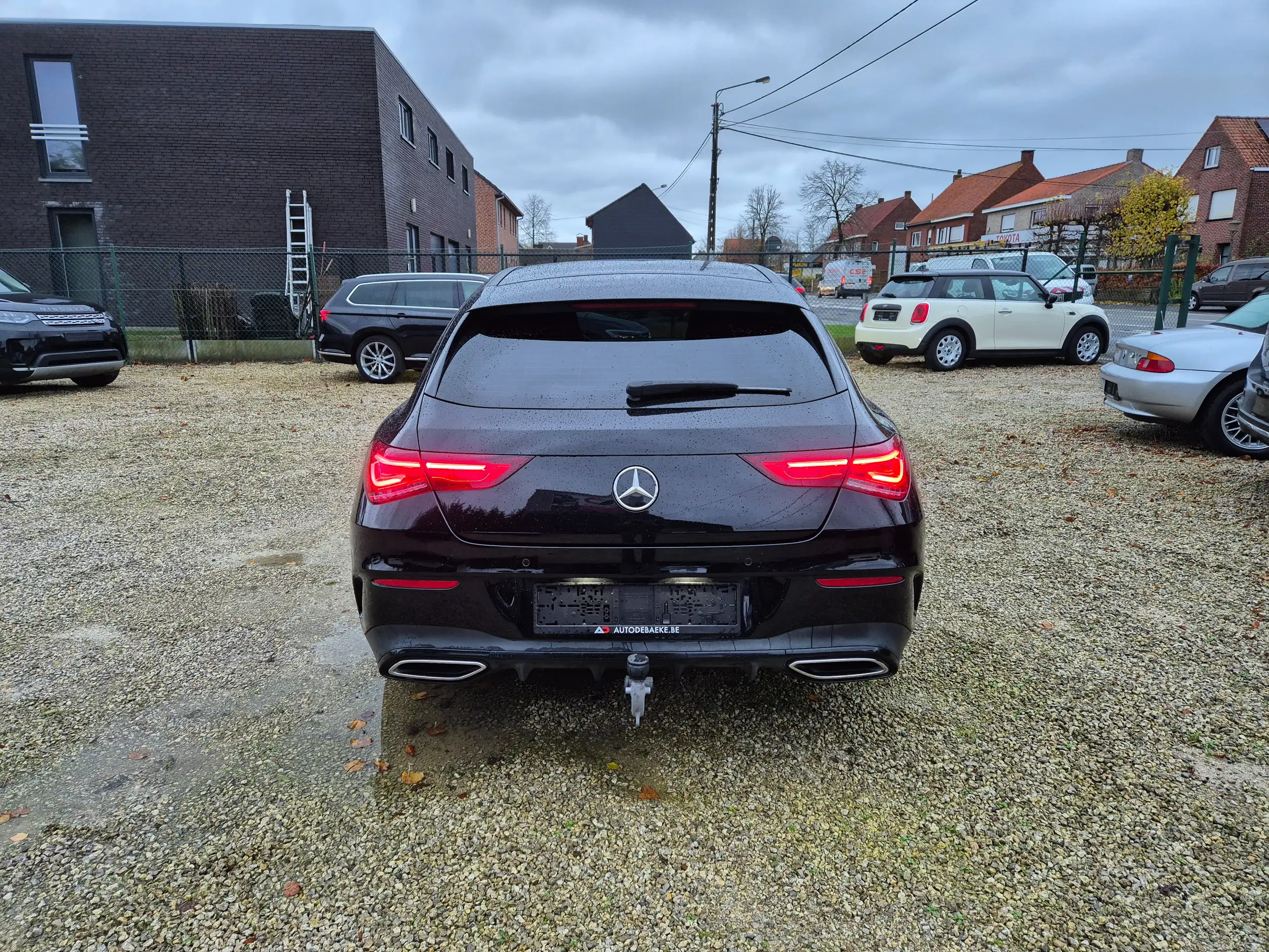 Mercedes-Benz - CLA 180