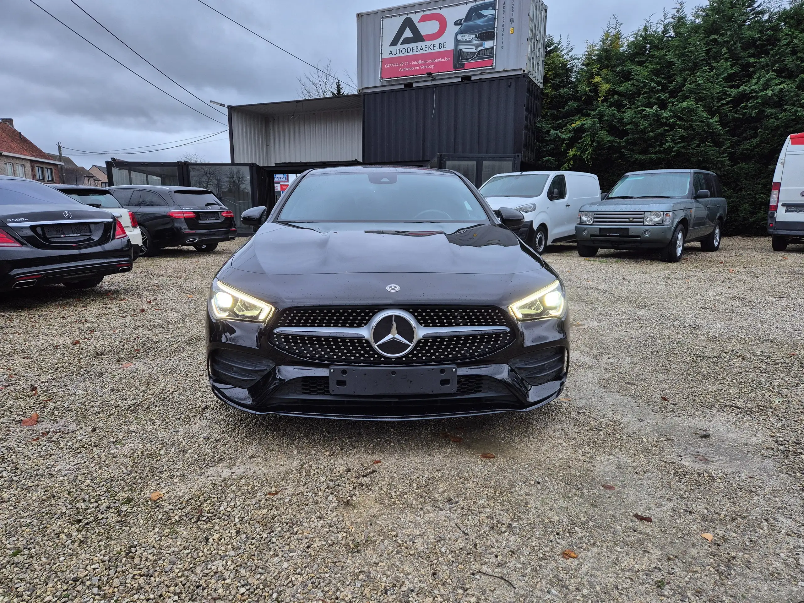 Mercedes-Benz - CLA 180